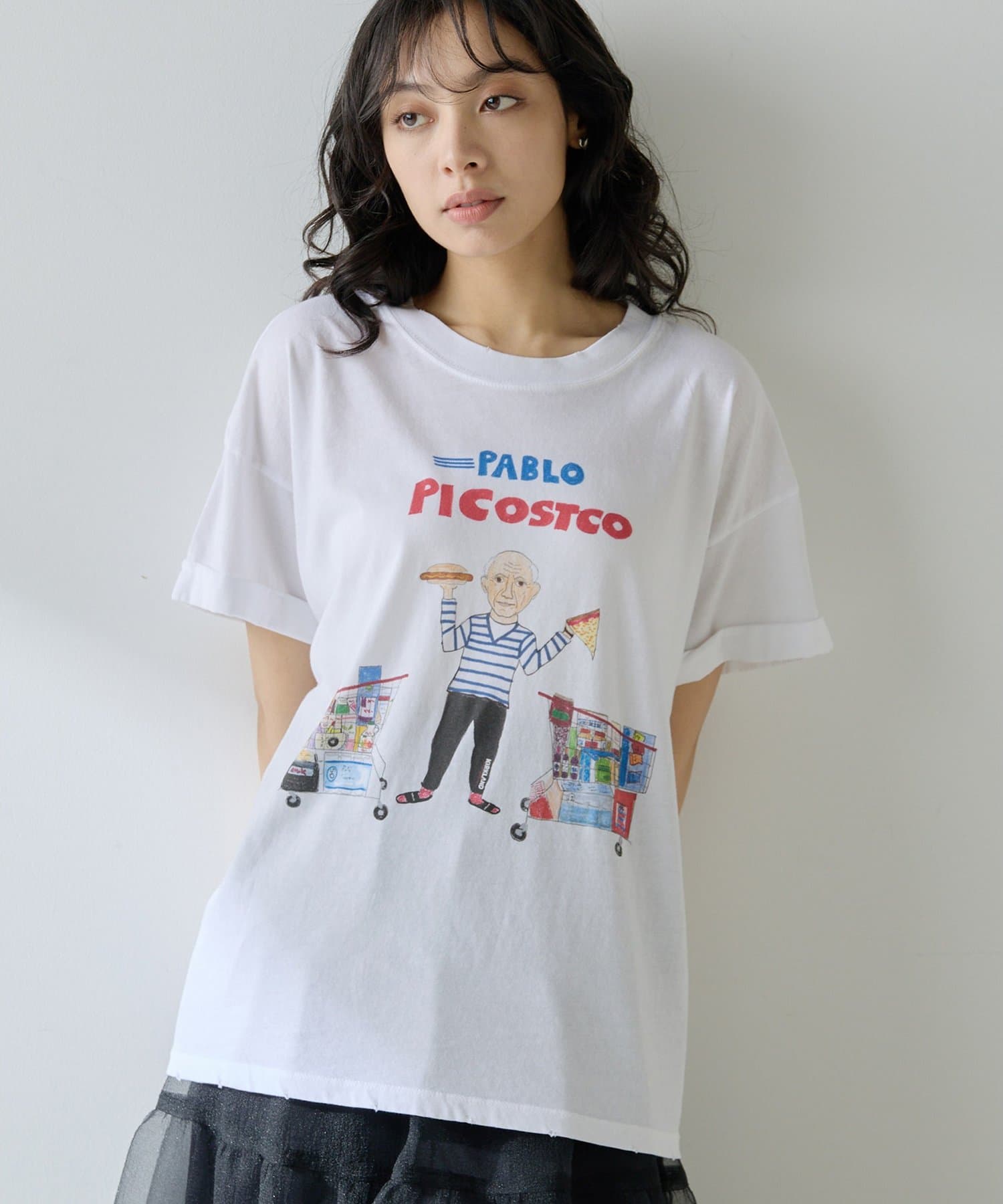 【2025SS】LA在住のアーティストが手掛ける、Unfortunate PortraitのプリントTEE■子どものお絵描きを思わせるプリントが目を惹くTシャツ。■有名な芸術家のイラストが描かれたコミ