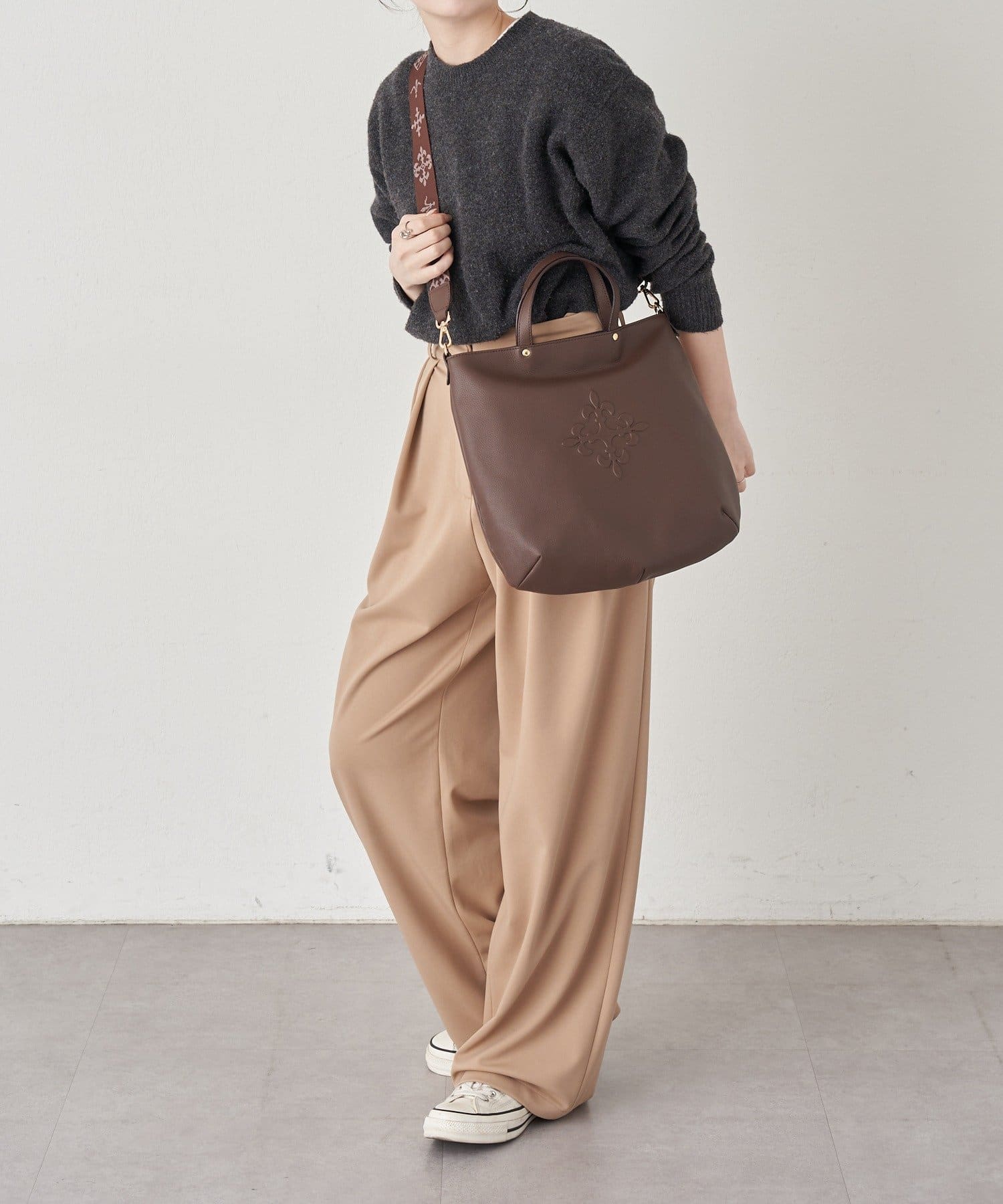 russet(ラシット) エンボスモノグラム 2WAYトートバッグ