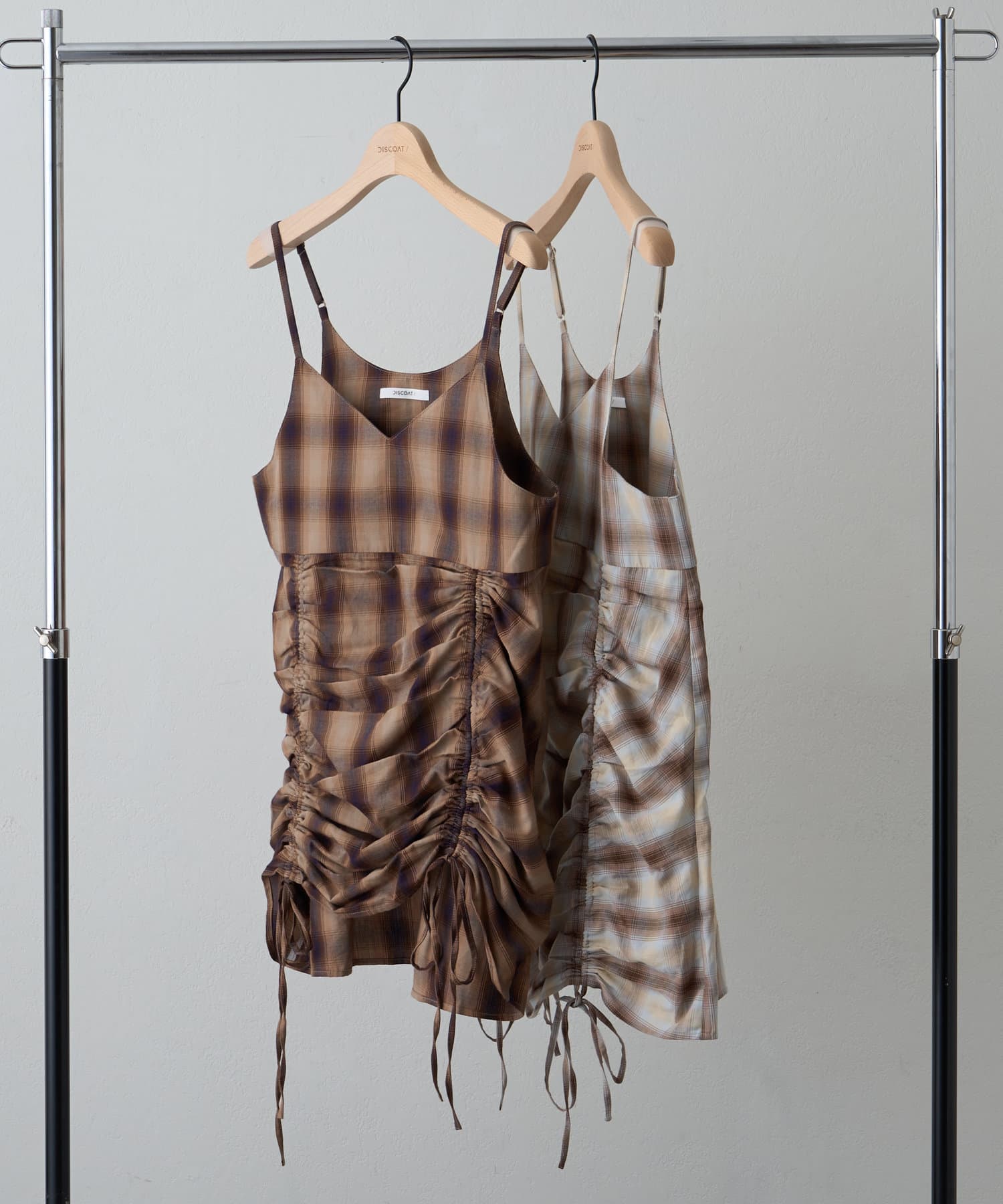 OUTLET(アウトレット) 【Discoat】チェックギャザーキャミチュニック