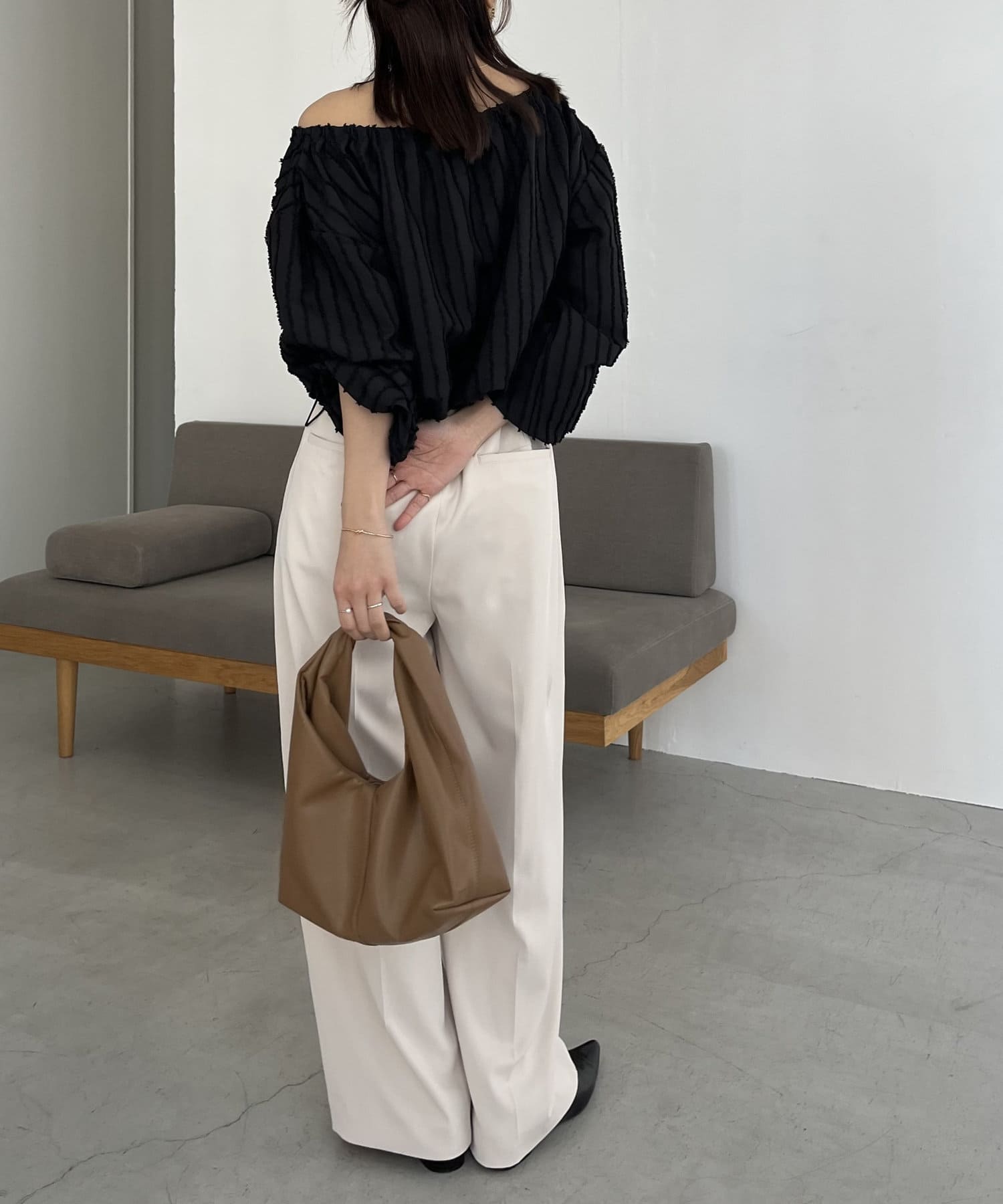 OUTLET(アウトレット) 【CAPRICIEUX LE'MAGE】カットオフドロストブラウス