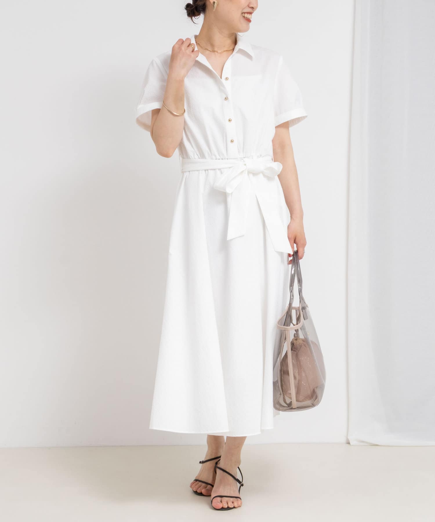 ◇25SS◇NOLLEY'S sophi◆Point・ストレッチが効いたサッカー素材を使用したシャツワンピース・ポコポコとした表面感が特徴の、ドライタッチで肌離れよく、涼しく着用できる暑い季