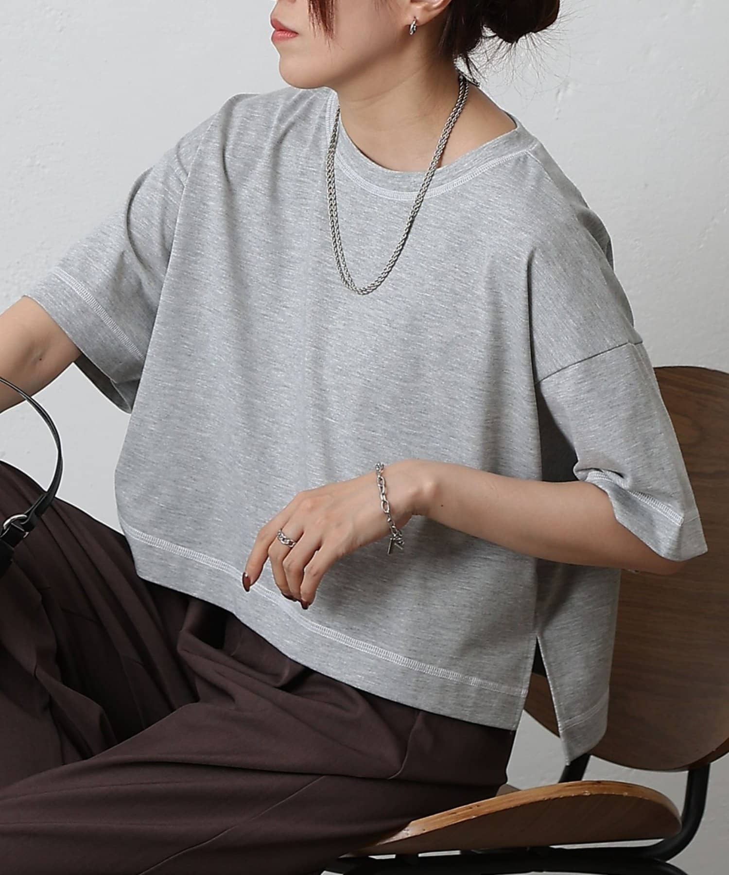 COLONY 2139(コロニー トゥーワンスリーナイン) スマートワイドクロップド配色ステッチTシャツ