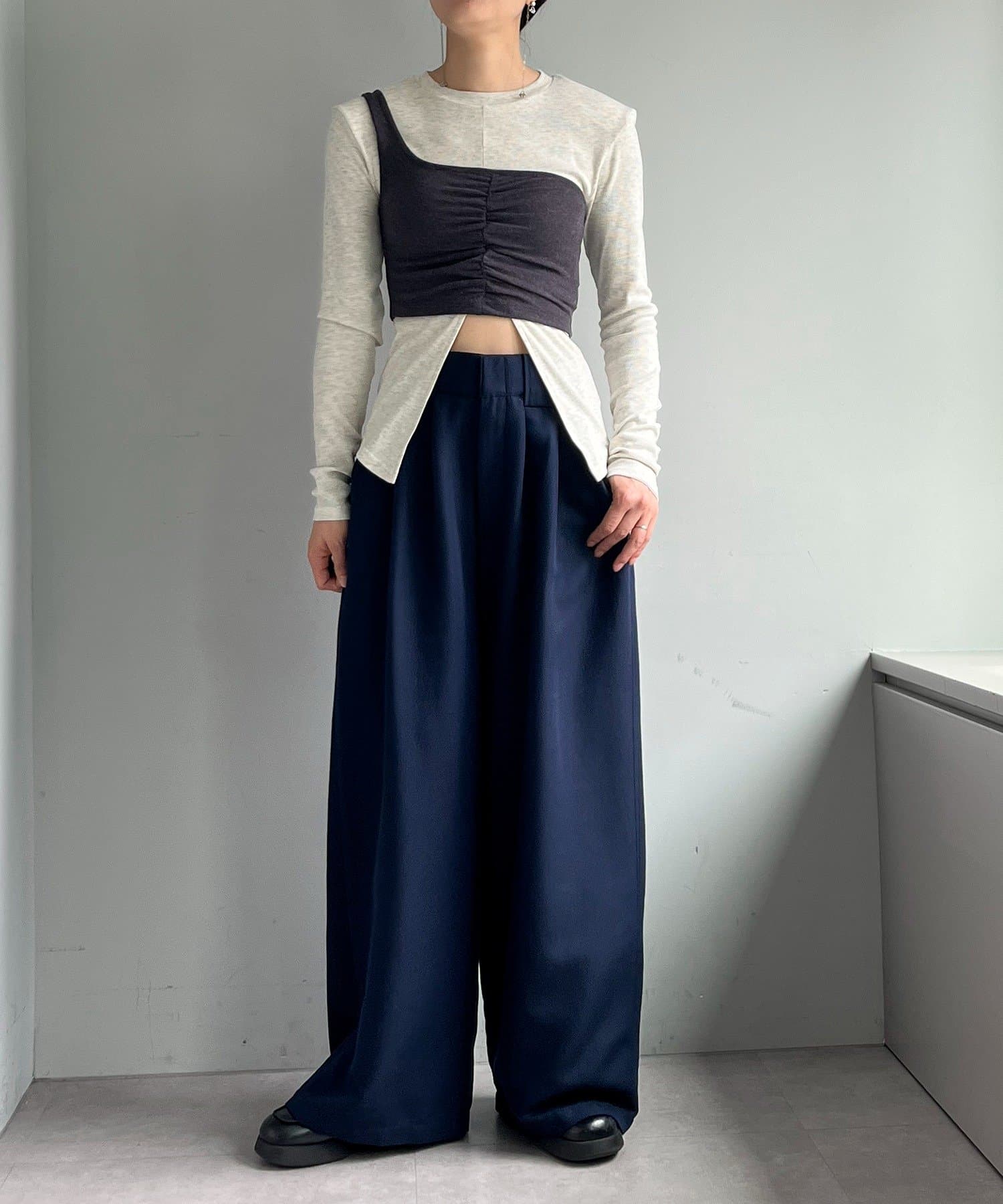 Pasterip(パセリ) One shoulder bra top
