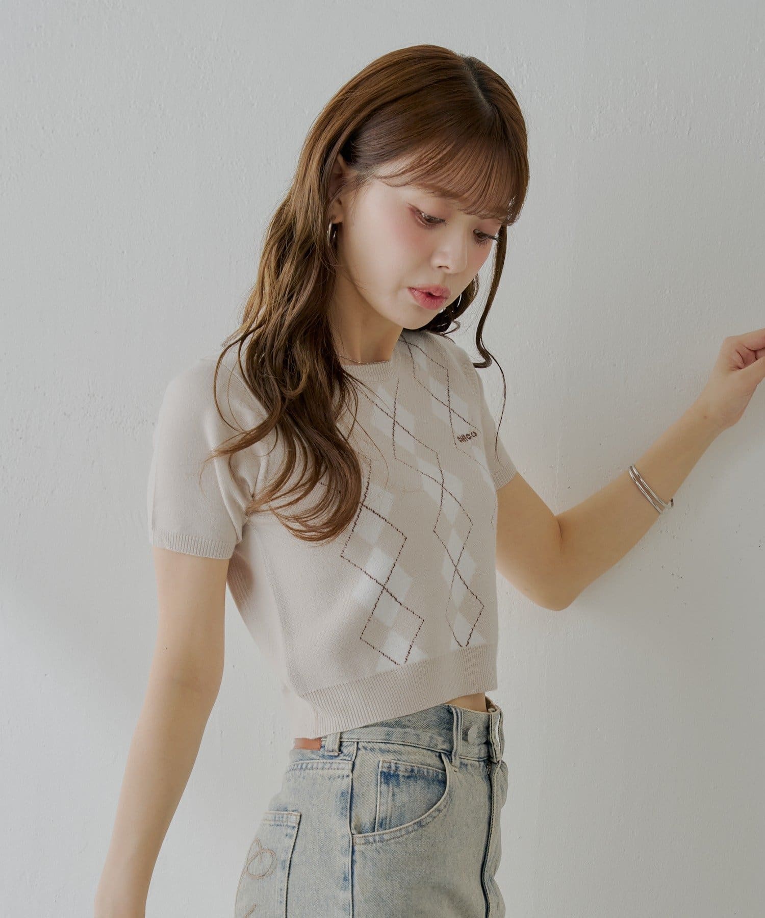 美品☆チコ 半袖ニットソー アーガイル柄 スクエアネック サマーニット 春夏 黒 アーガイル半袖チビニット | Chico(チコ)レディース | PAL