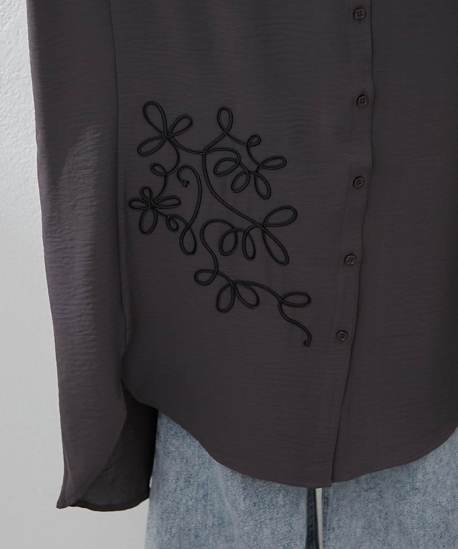 Remind me and forever(リマインドミーアンドフォーエバー) コード刺繍入りシャツワンピ