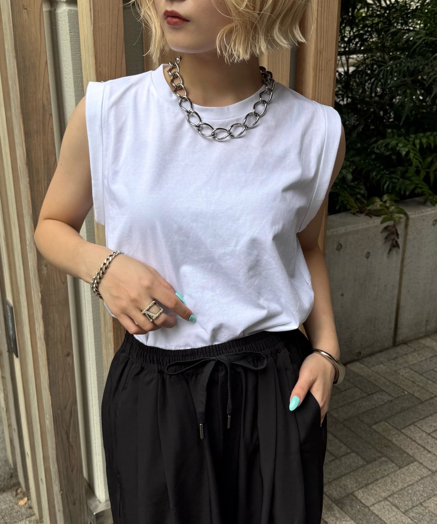 Lui's(ルイス) 袖ロールノースリーブTシャツ
