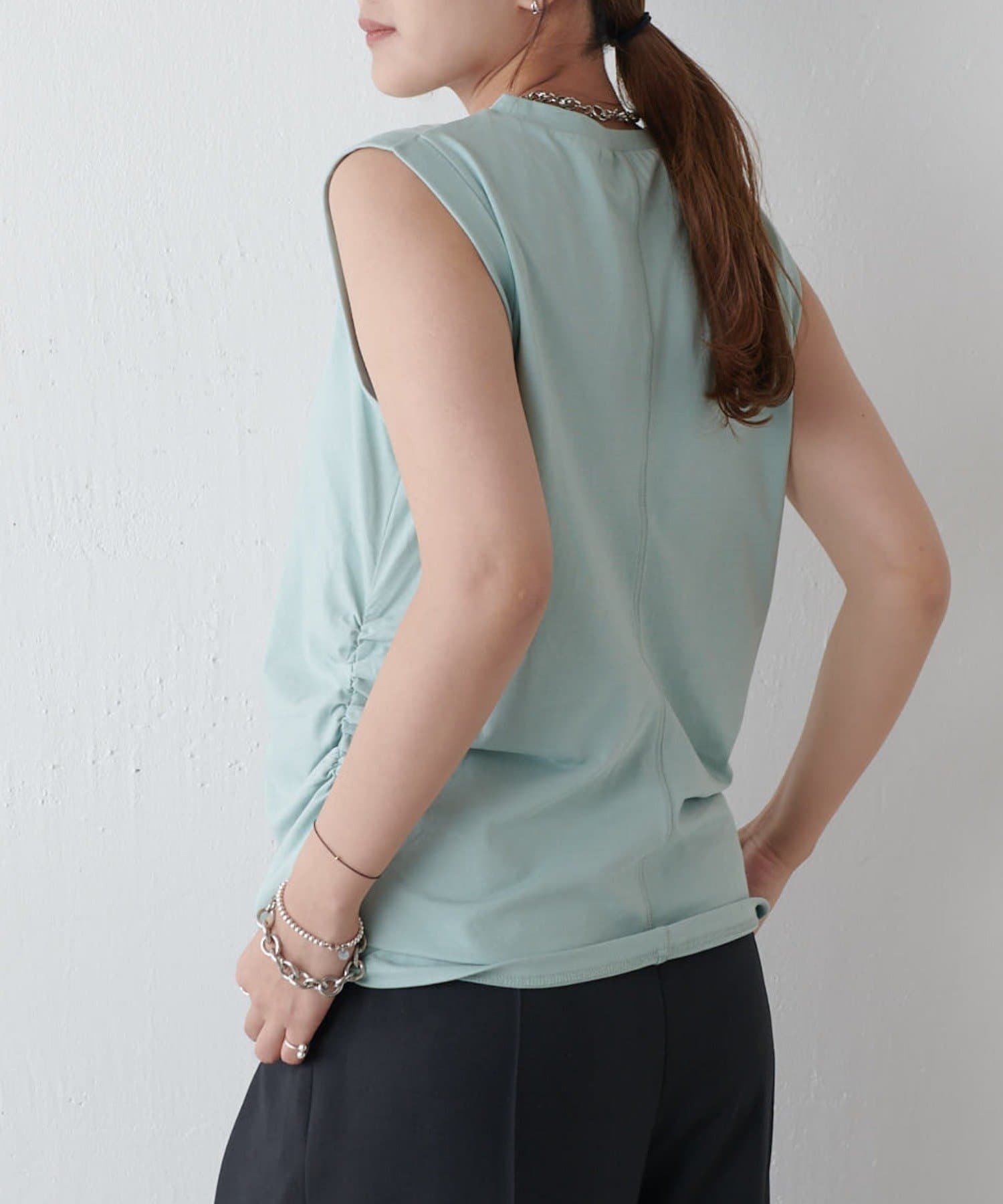 Lui's(ルイス) 袖ロールノースリーブTシャツ