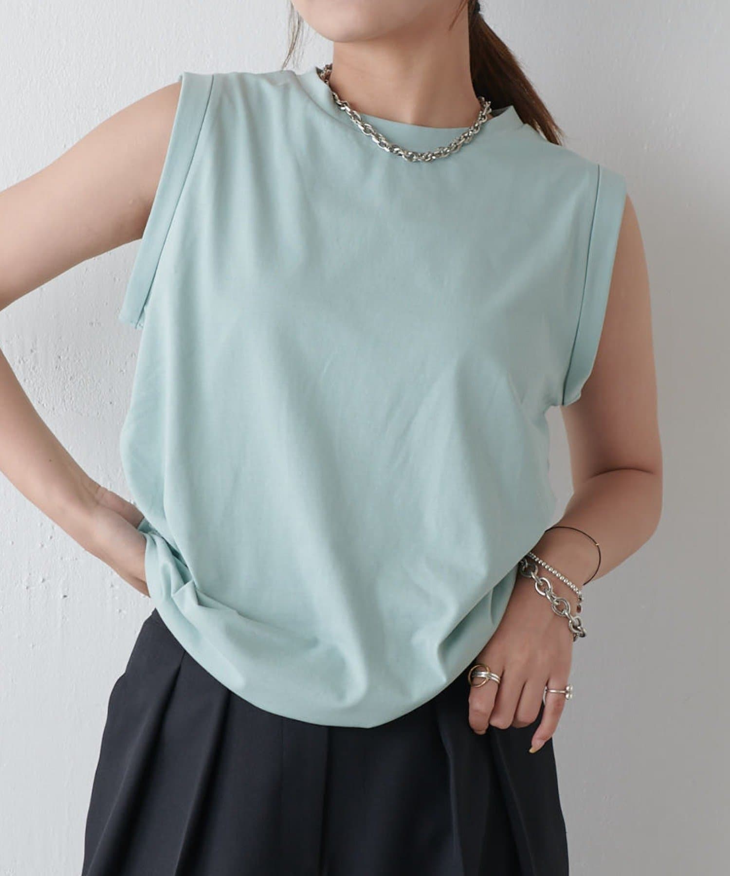 Lui's(ルイス) 袖ロールノースリーブTシャツ