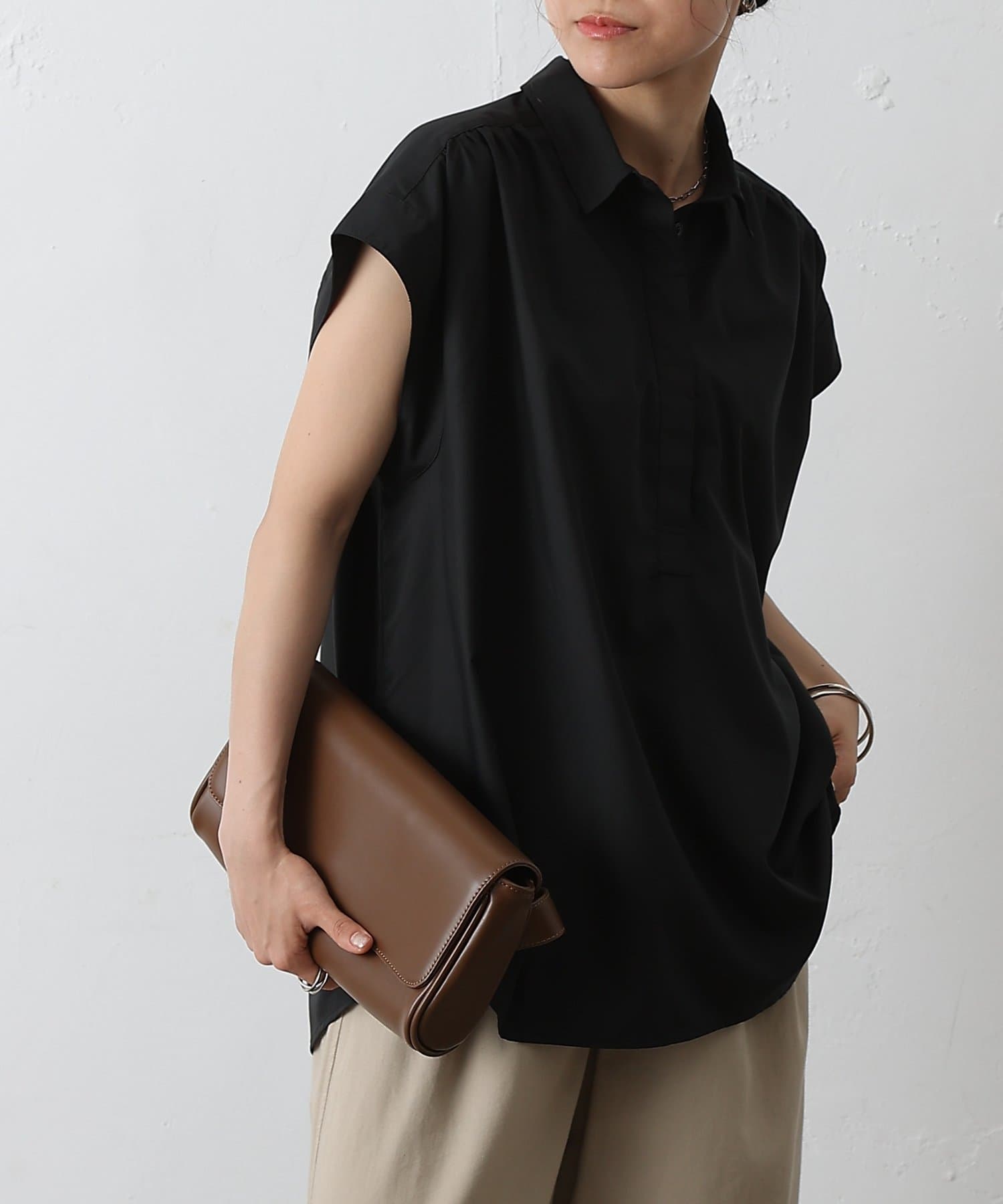 COLONY 2139(コロニー トゥーワンスリーナイン) ショルダーギャザーブラウス