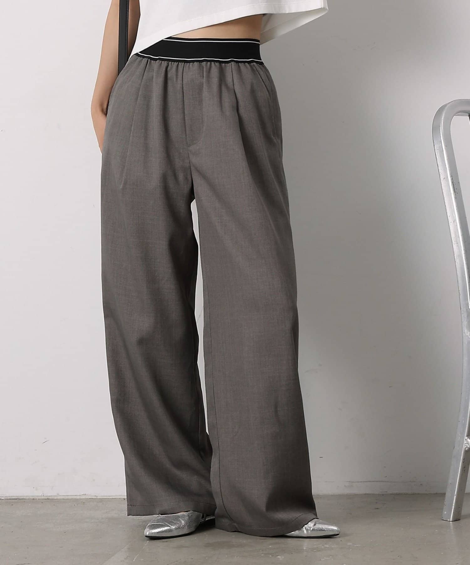 COLONY 2139(コロニー トゥーワンスリーナイン) ウエストフラットゴムスラックス