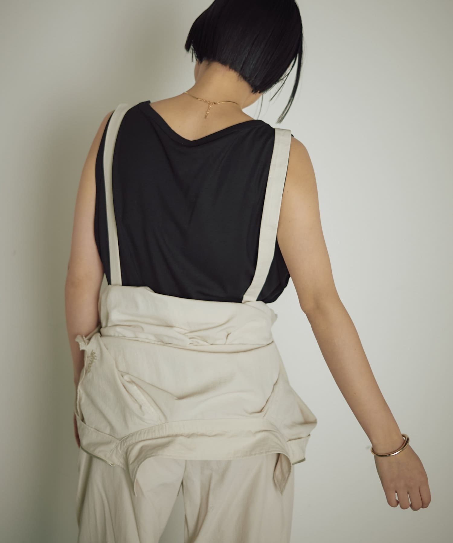 OUTLET(アウトレット) 【earthy_】ロゴ刺繍タンクトップ