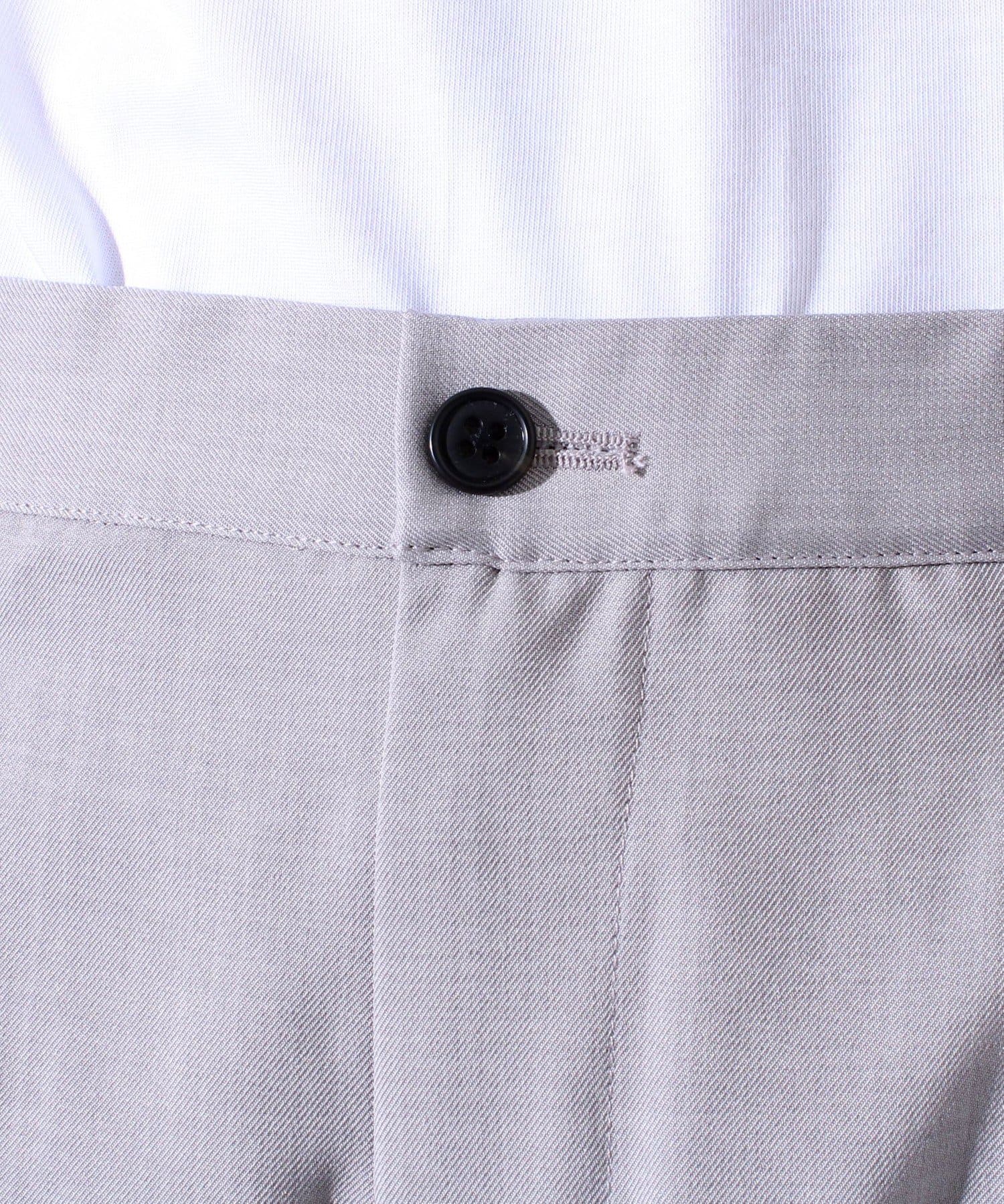 FREDY & GLOSTER(フレディ アンド グロスター) 【GLOSTER】タック入り ドライポリ ワイドストレート スラックスパンツ