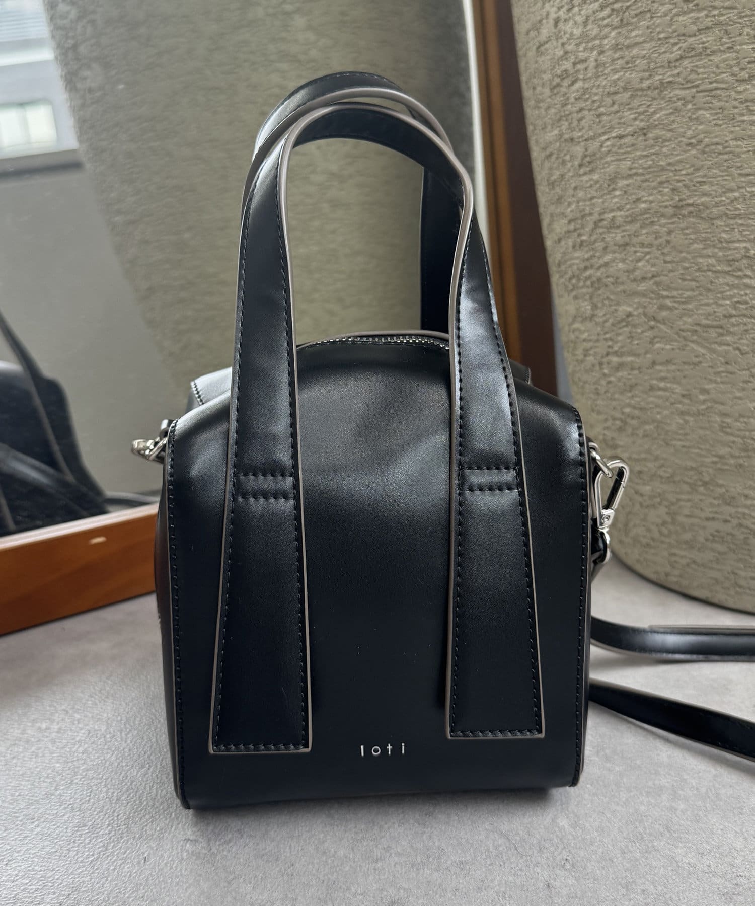 mline(エムライン) loti ボックスボストンBAG
