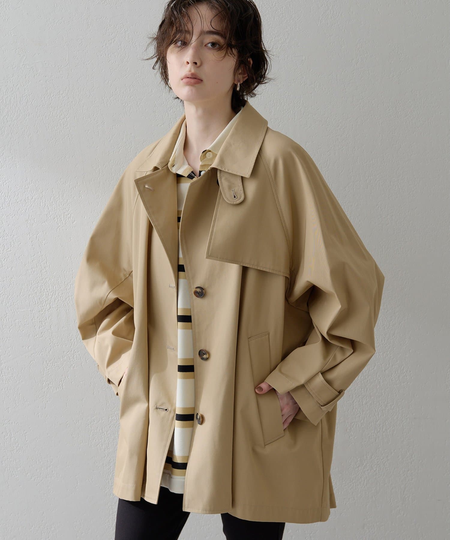 Whim Gazette（ウィムガゼット）の「ボアショールカラーコート