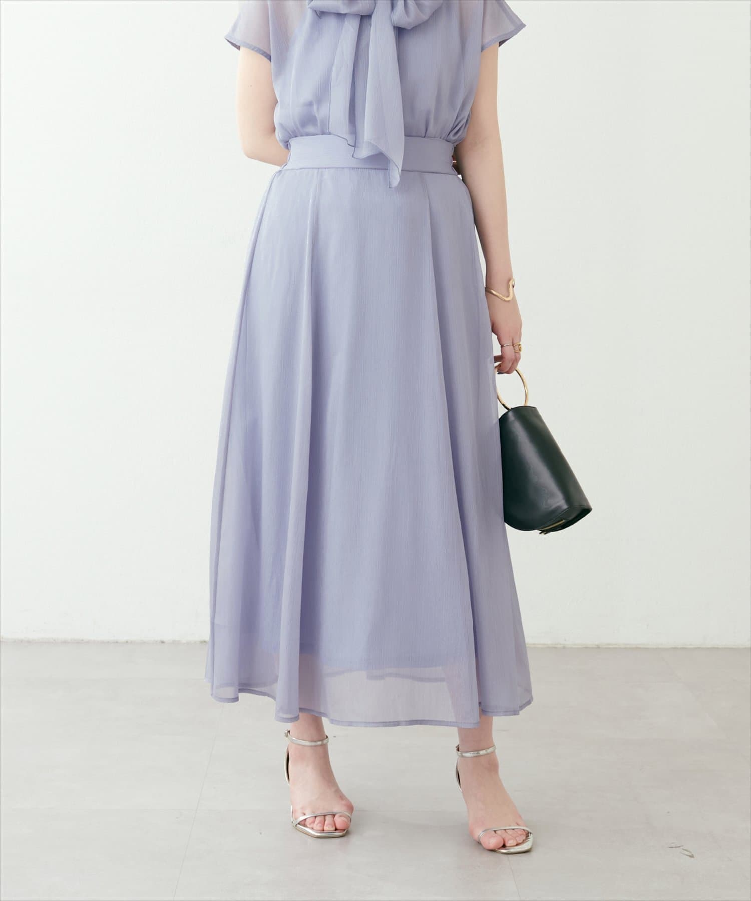 【2025SS natural couture】大人フェミニンなフレアスカート■Designさらふわな揺れ感とキラッとしたラメ感が可愛いスカート。動くたびに優雅な揺れを生みキラッと光るラメで女性らしい