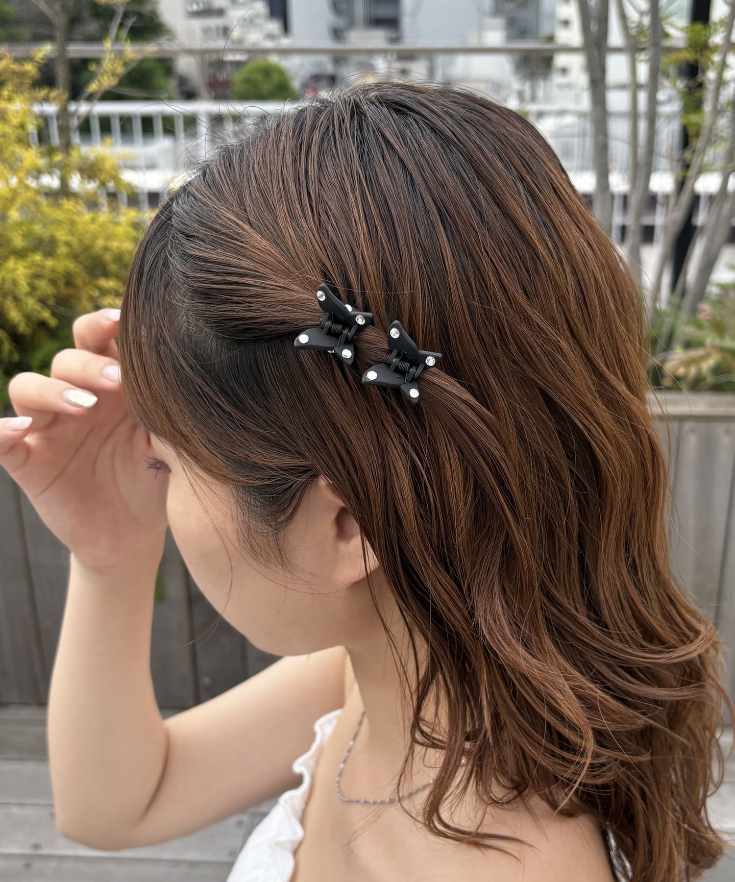 バタフライモチーフが可愛いミニクリップ・ヘアアレンジの幅が広がるセットアイテム・つけるだけで簡単にヘアアレンジが完成◎・どんなヘアスタイルにも使えるアイテム バタフライミニクリップ(2P) Latti