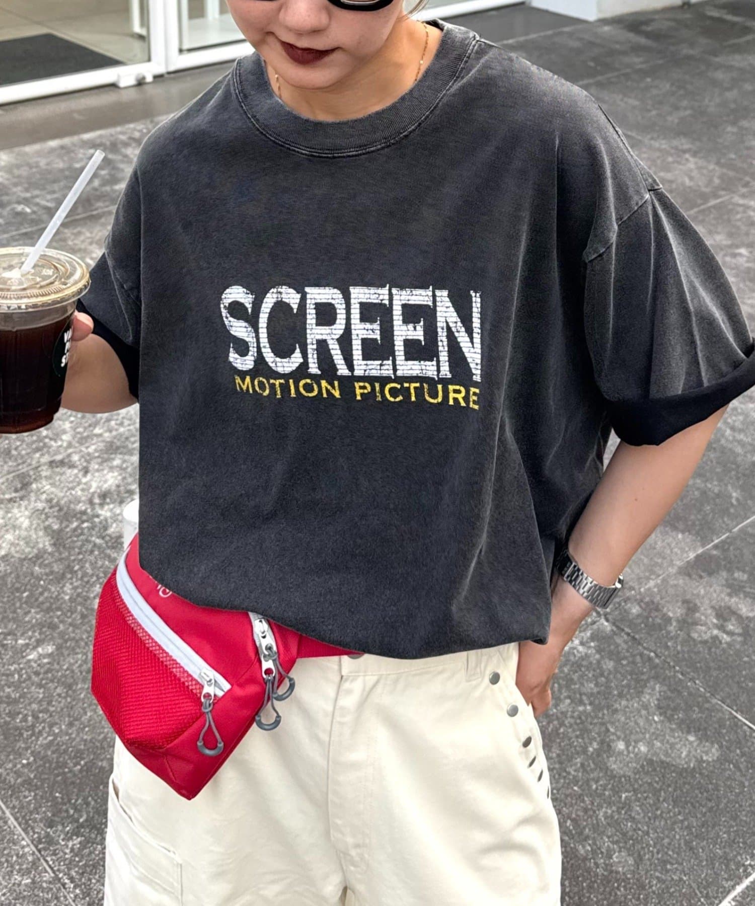 CIAOPANIC TYPY(チャオパニックティピー) 【ユニセックスで着れる】フロストモーションロゴプリントTee