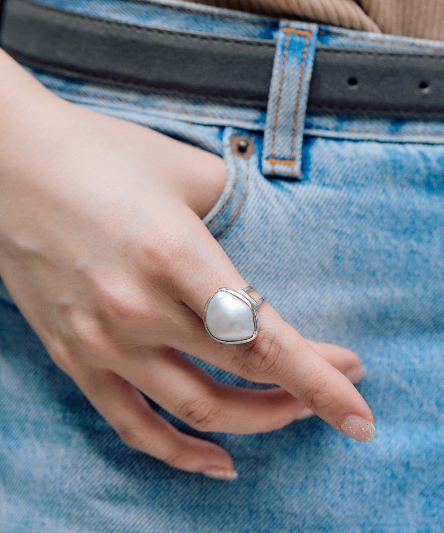 ear PAPILLONNER(イア パピヨネ) 《WEB＆一部店舗限定/スターリングシルバー使用》バロックパールリング