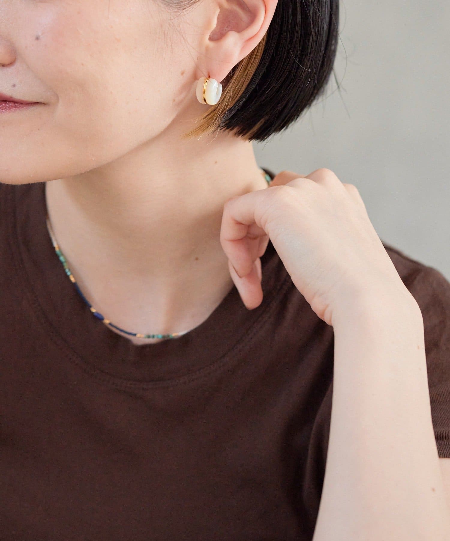ear PAPILLONNER(イア パピヨネ) 《スターリングシルバー使用》カラーフープピアス