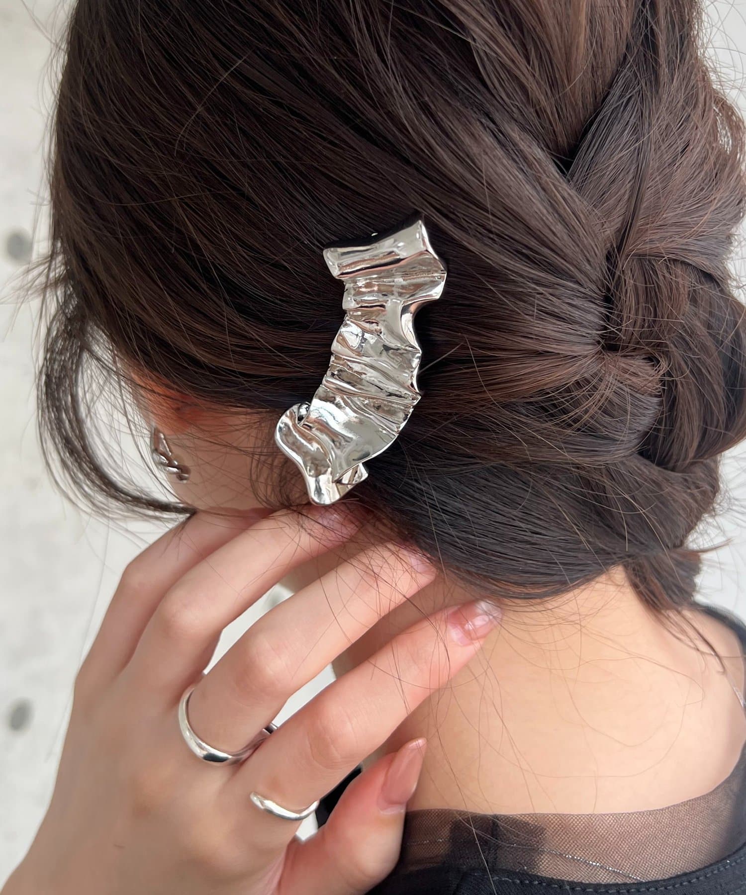 CAPRICIEUX LE'MAGE(カプリシュレマージュ) 〈GOLDY/ゴールディ〉リンクルリボンヘアクリップ