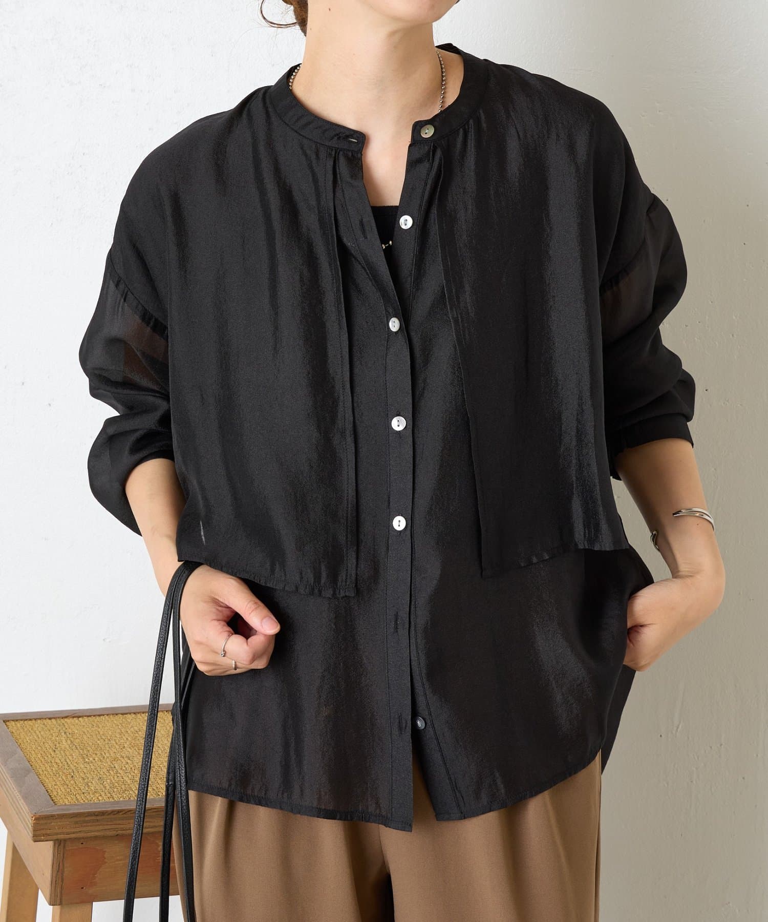 Jena　espace merveilleux(ジェナ　エスパスメルヴェイユ) レイヤード風シアーシャツ