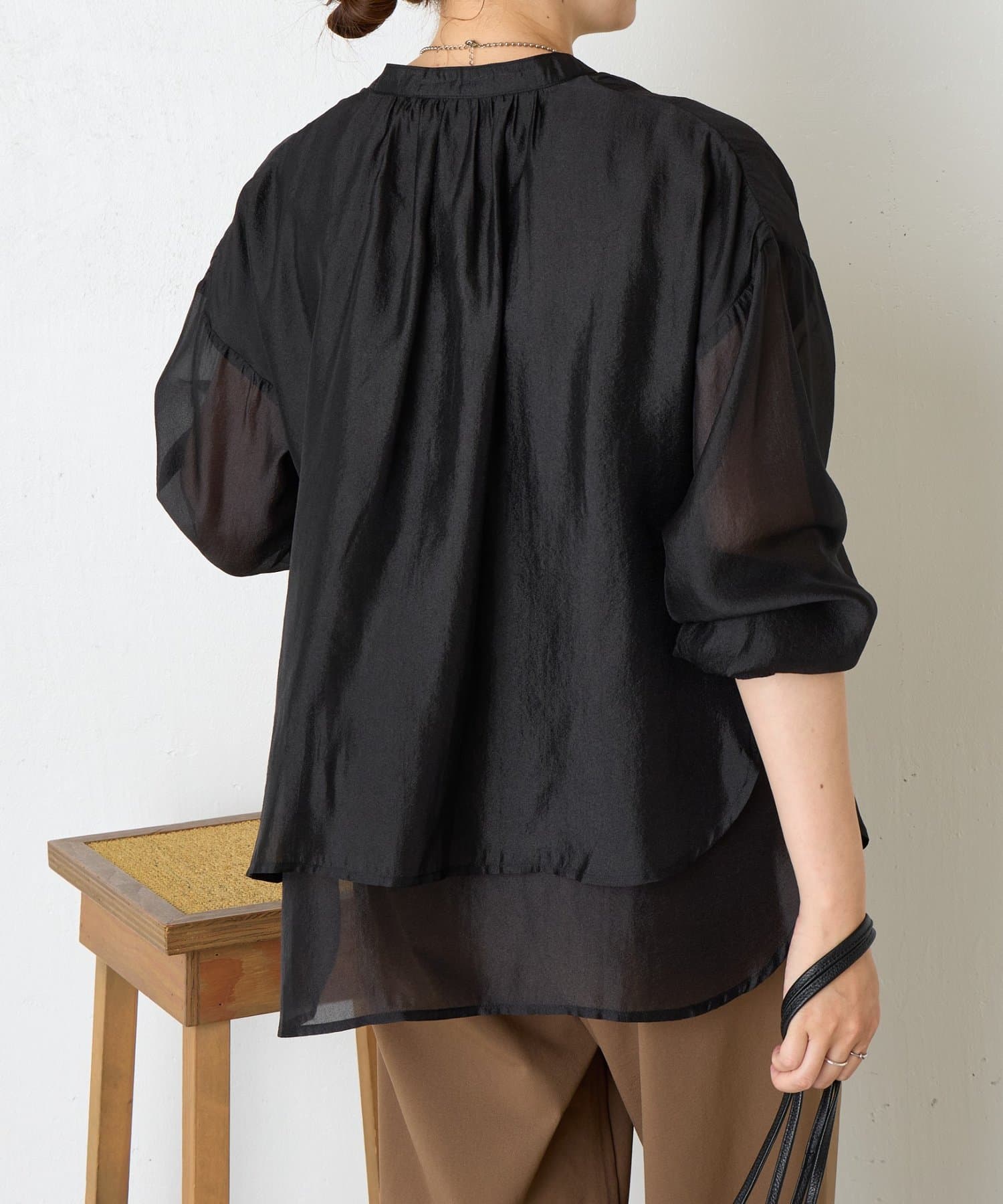 Jena　espace merveilleux(ジェナ　エスパスメルヴェイユ) レイヤード風シアーシャツ