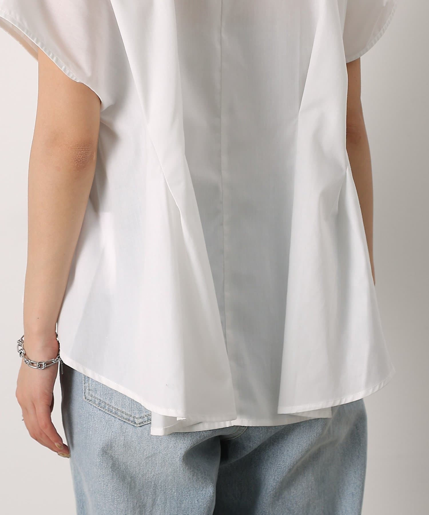 COLONY 2139(コロニー トゥーワンスリーナイン) ウエストタックシャツ