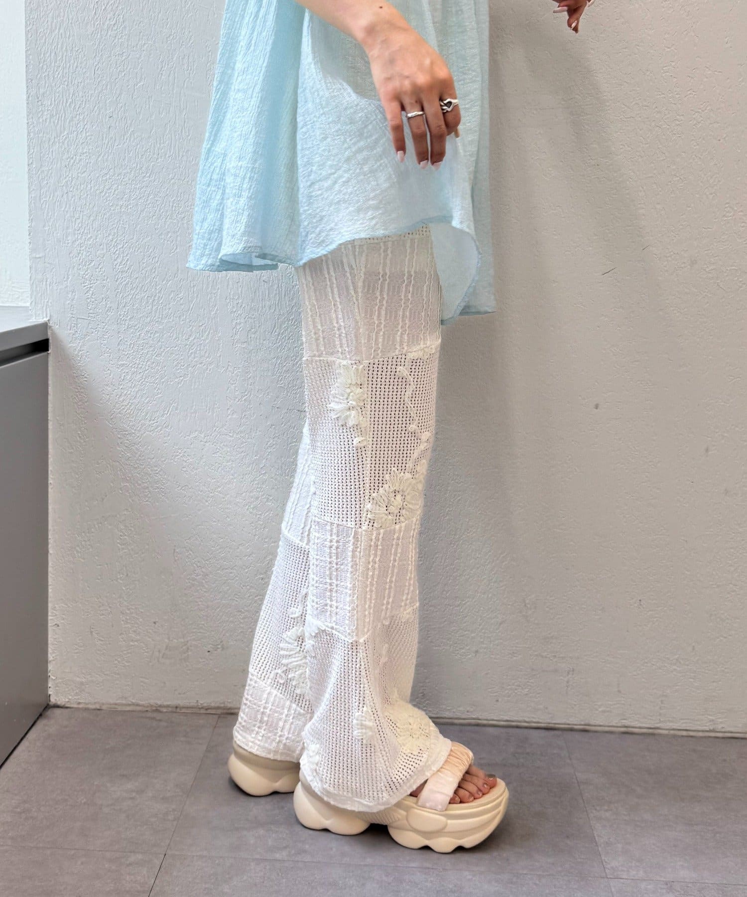 パッチワークレースフレアパンツ JEANASIS（ジーナシス）の「パッチワークレースフレアパンツ