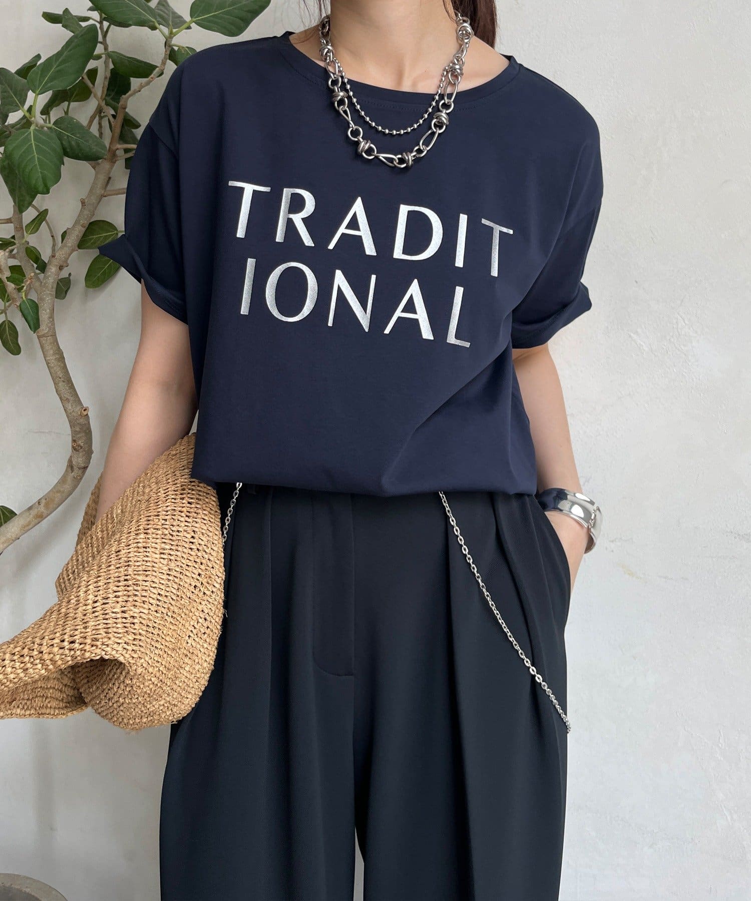 DOUDOU(ドゥドゥ) 【WEB限定】TRADITIONAL箔プリントTEE