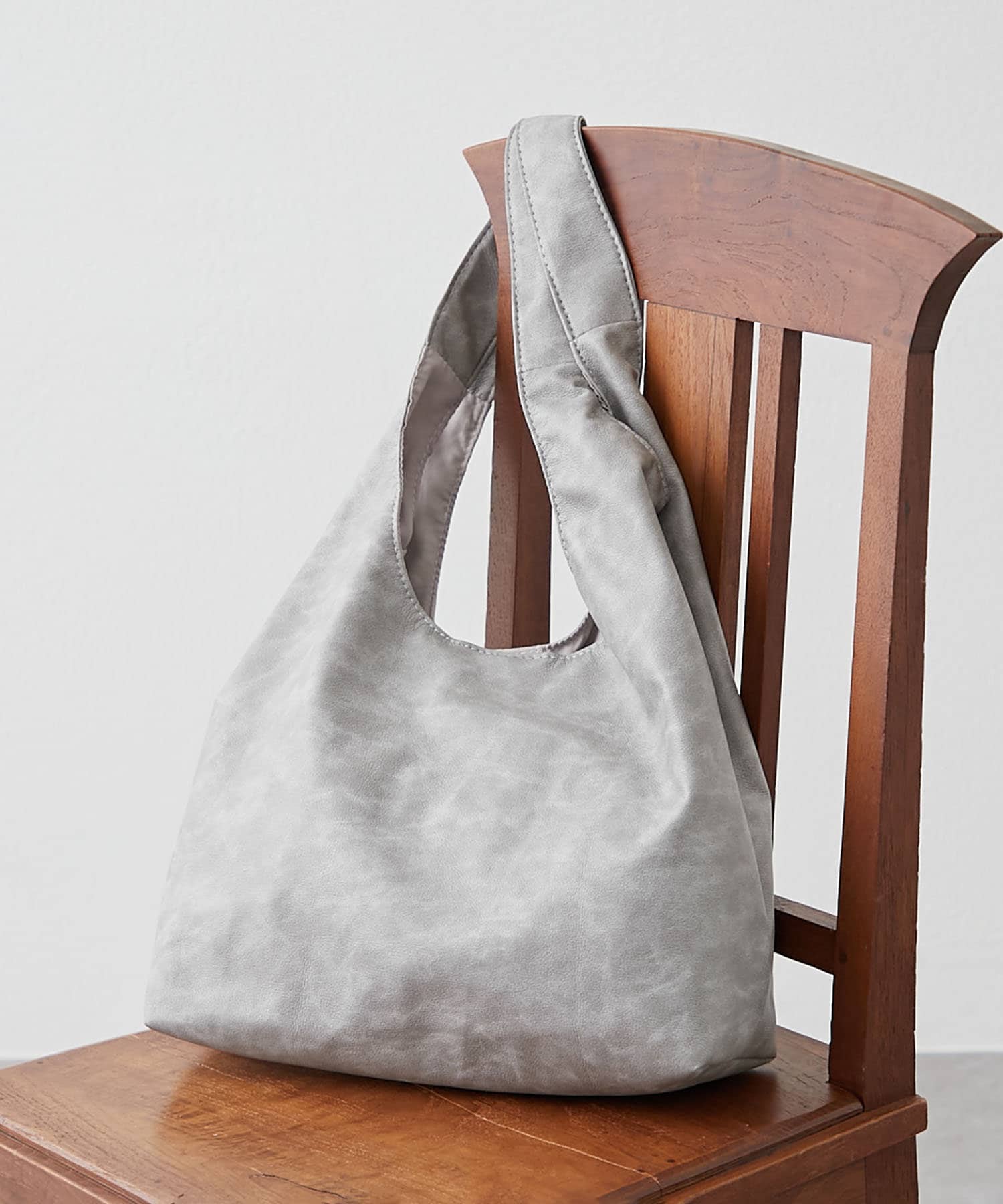 Remind me and forever(リマインドミーアンドフォーエバー) 【WEB限定】ヴィンテージ合皮トート