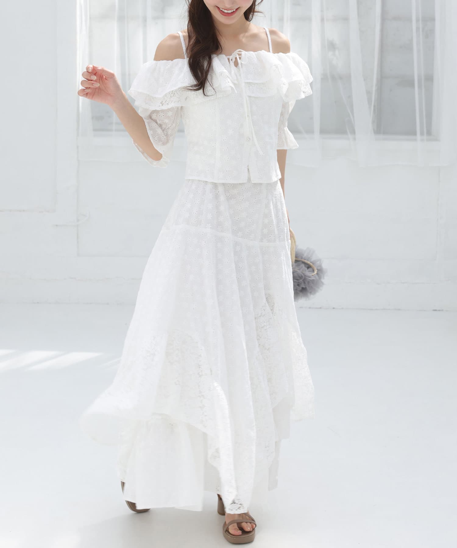 【スカート】ウエスト：60～96丈：92~NICECLAUP 2025 Spring Collection~女性らしさを引き立てるショート丈のフリルオフショルブラウスと、美しいシルエットが魅力のハイウ