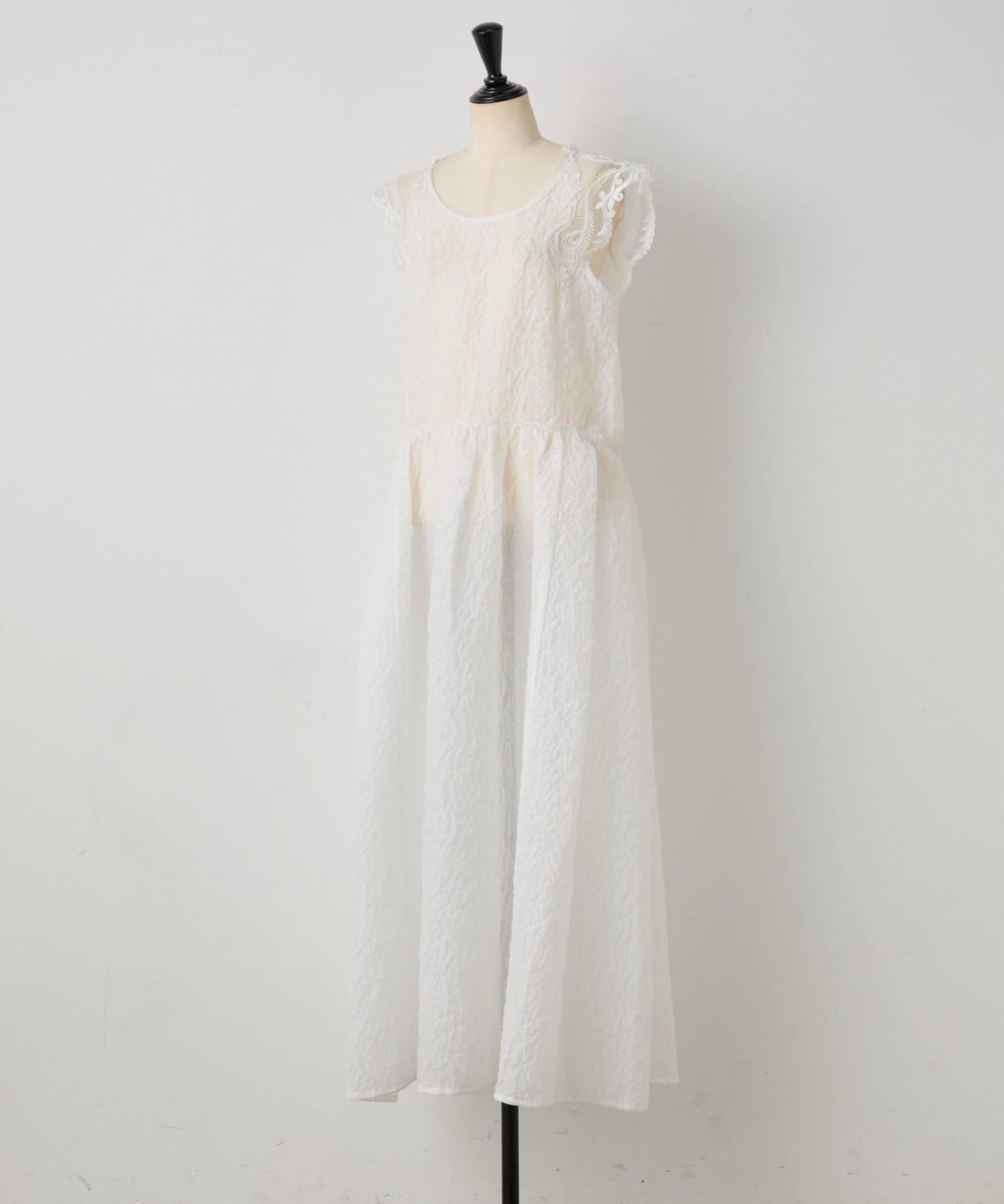 MAURIZIO MYKONOS クロップドレースキャミソール MAURIZIO MYKONOS クロップドレースキャミソール MAURIZIO