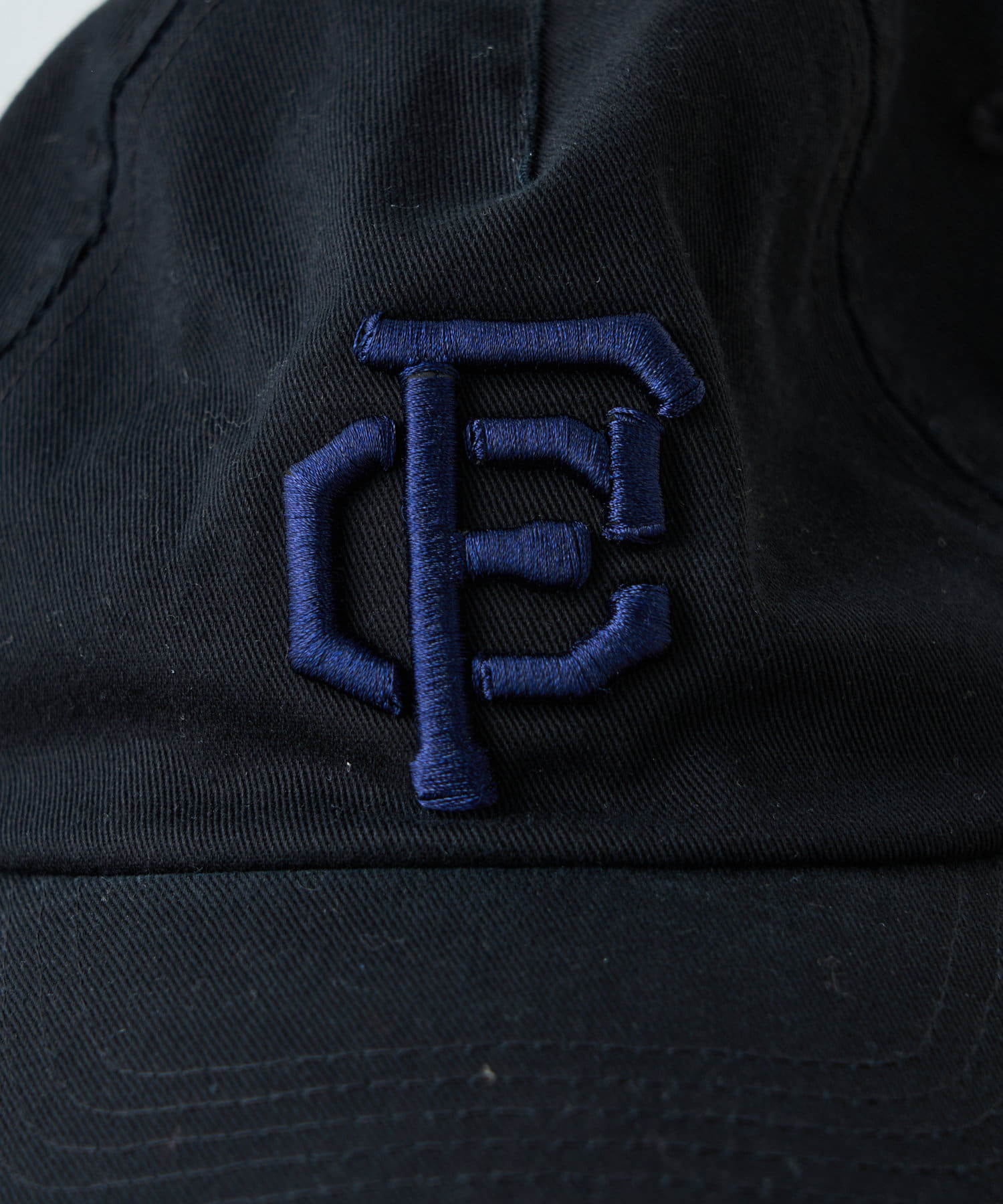 CIAOPANIC TYPY(チャオパニックティピー) 【Franklin Climbing】 3D刺繍ロゴエンブレムCAP