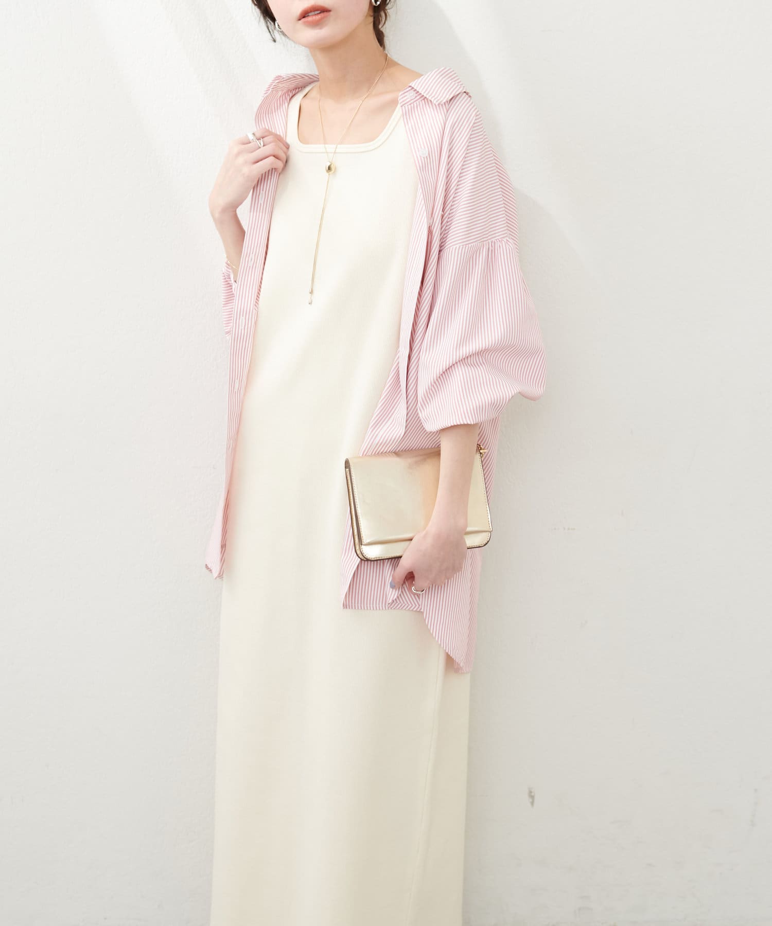 【2025SS natural couture】着回し万能なセットワンピース■Designカーディガンとタンクトップワンピースがセットのワンピース。リブ素材で柔らかく、肌なじみのいい素材感。カーディガ
