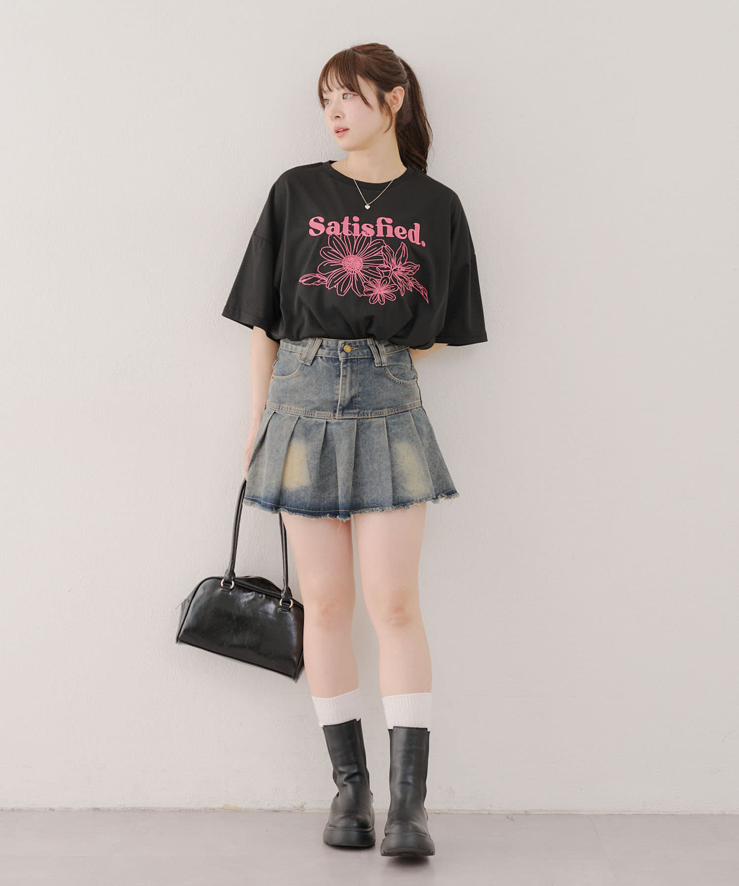 NICE CLAUP / OLIVE des OLIVE OUTLET(ナイスクラップ  / オリーブ デ オリーブ アウトレット) 【RMAF】フラワー刺繍Tシャツ