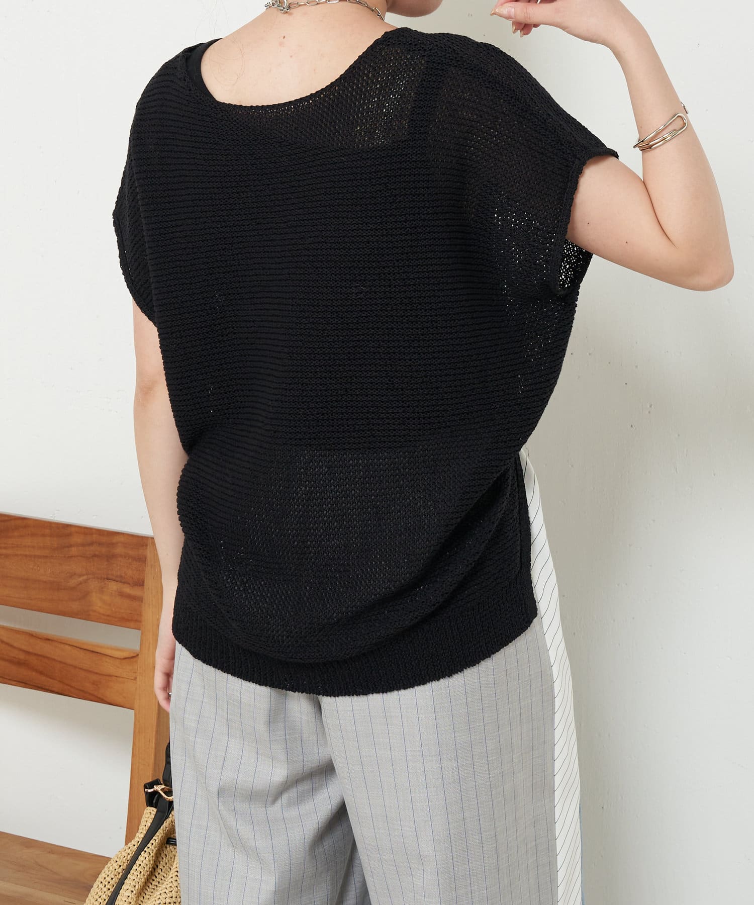 Jena　espace merveilleux(ジェナ　エスパスメルヴェイユ) フレンチスリーブメッシュニット