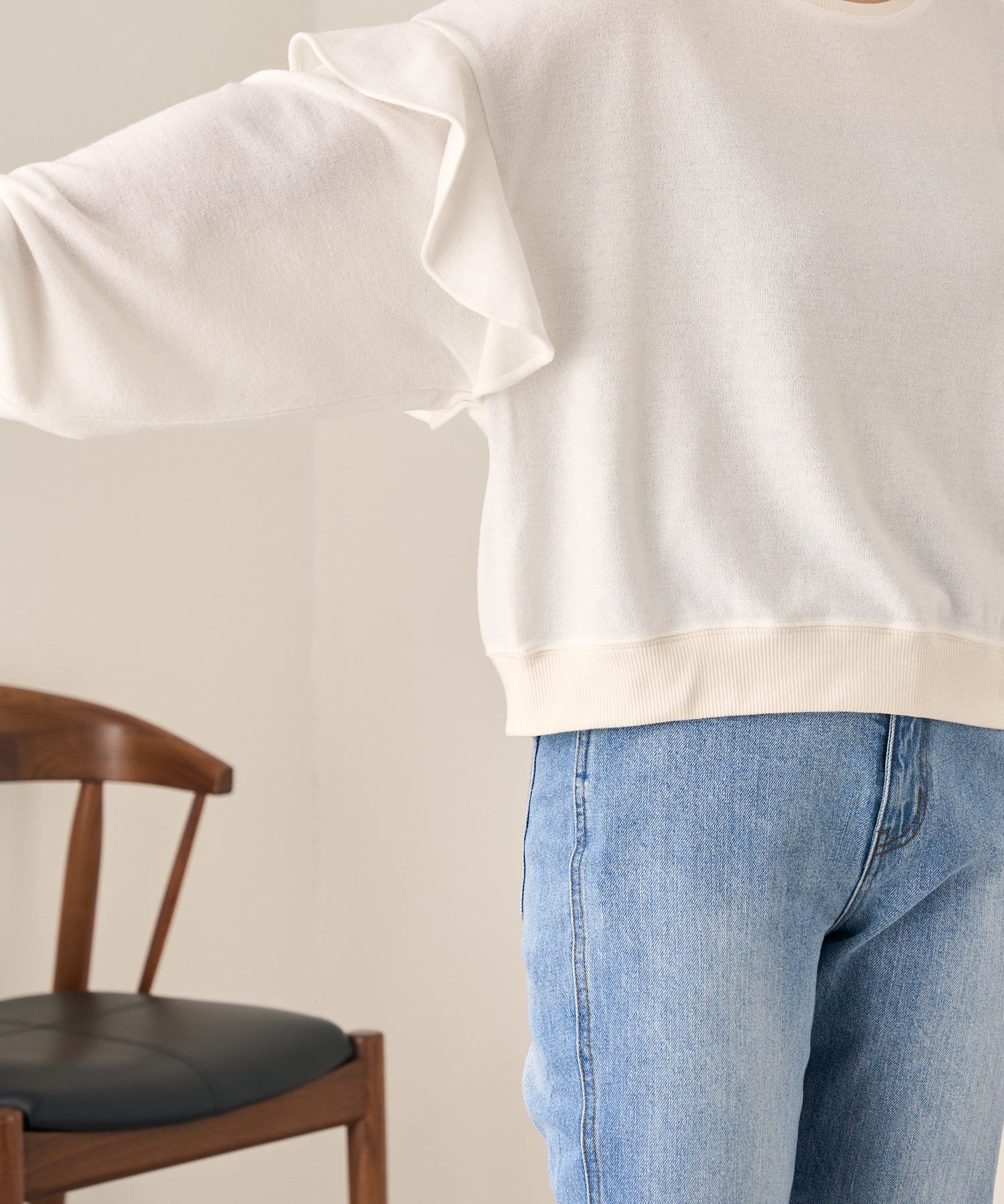 OUTLET(アウトレット) 【Kastane】B 袖フリルプルオーバー