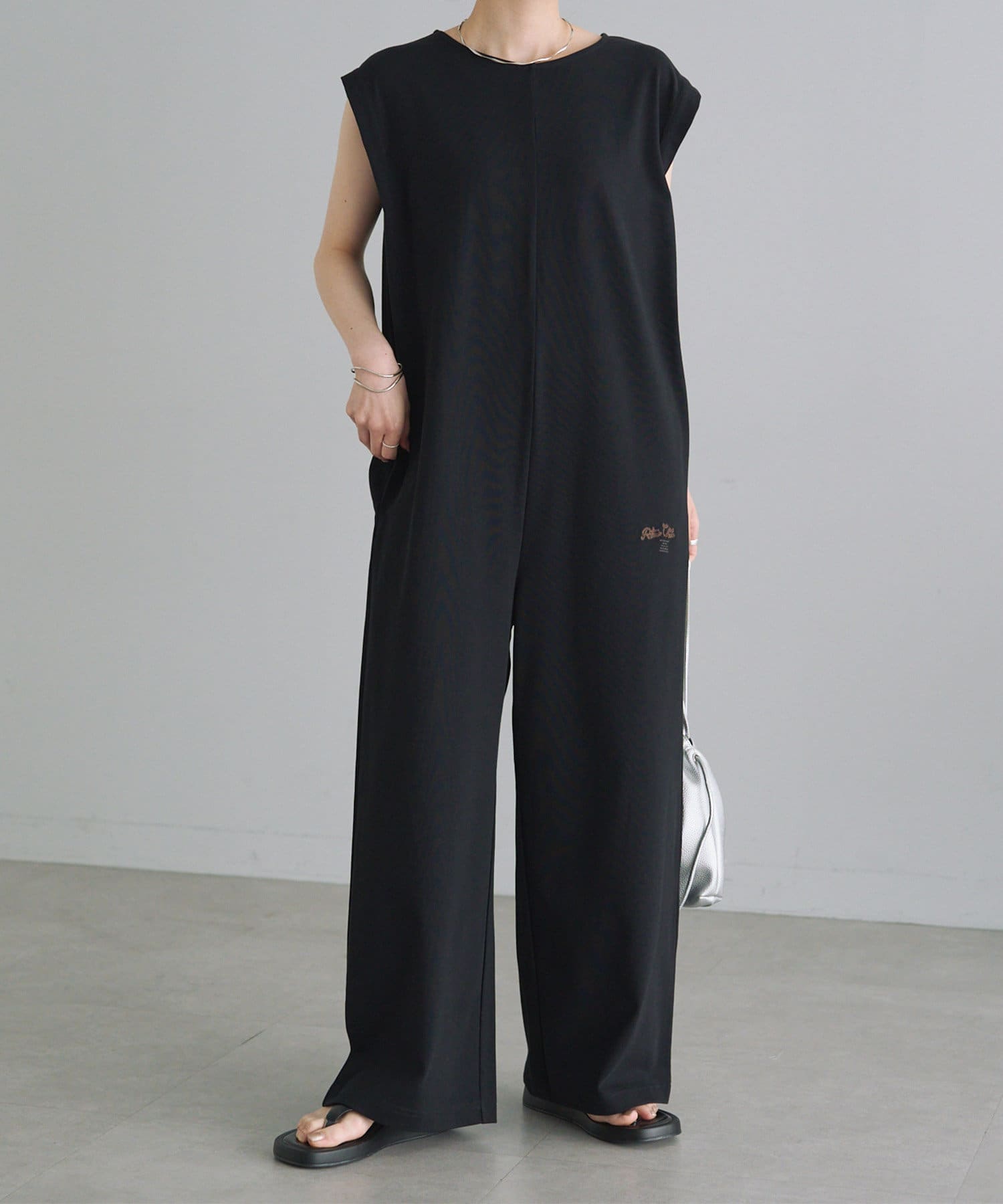 PUAL CE CIN　2025 SS collection 【レトロシック】ミニマルなデザインとソフトなクラフト感による洗練されたレトロスタイルと上品で心地良いテクスチャーを重ねたコンフォートスタイ