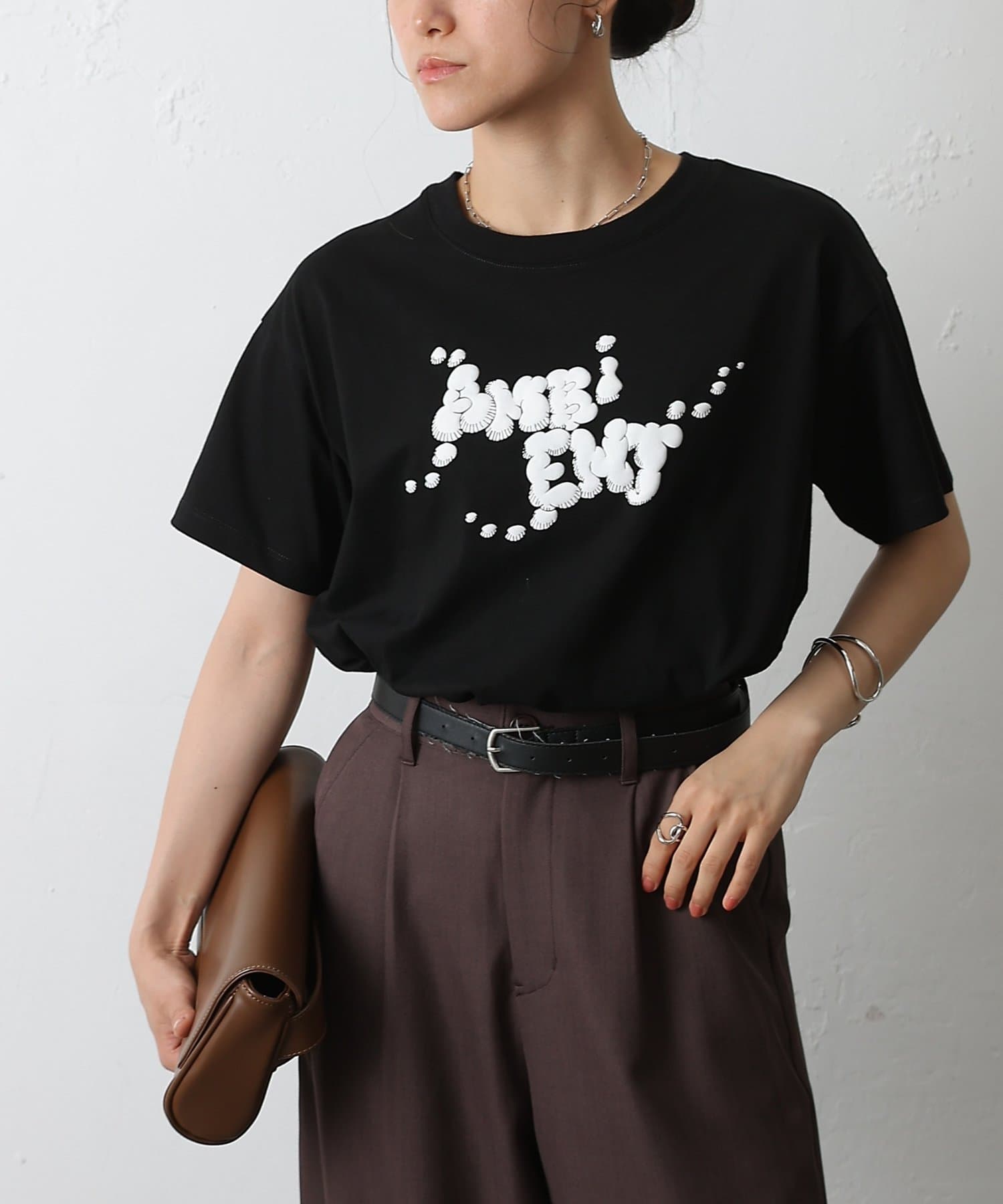COLONY 2139(コロニー トゥーワンスリーナイン) AMBIENTプリントＴシャツ