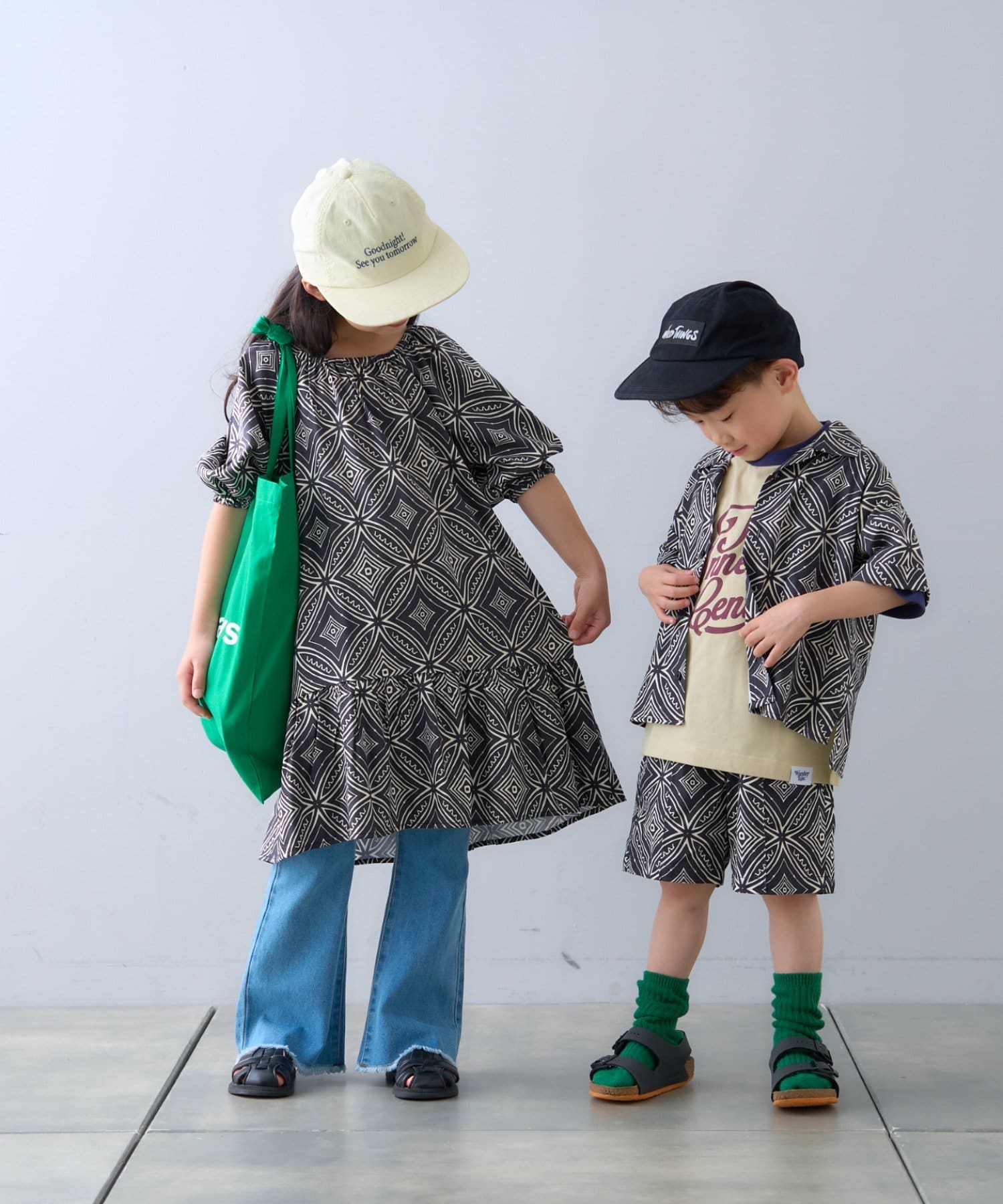 cardo fabrica アフリカンバティックテーパードイージーパンツ