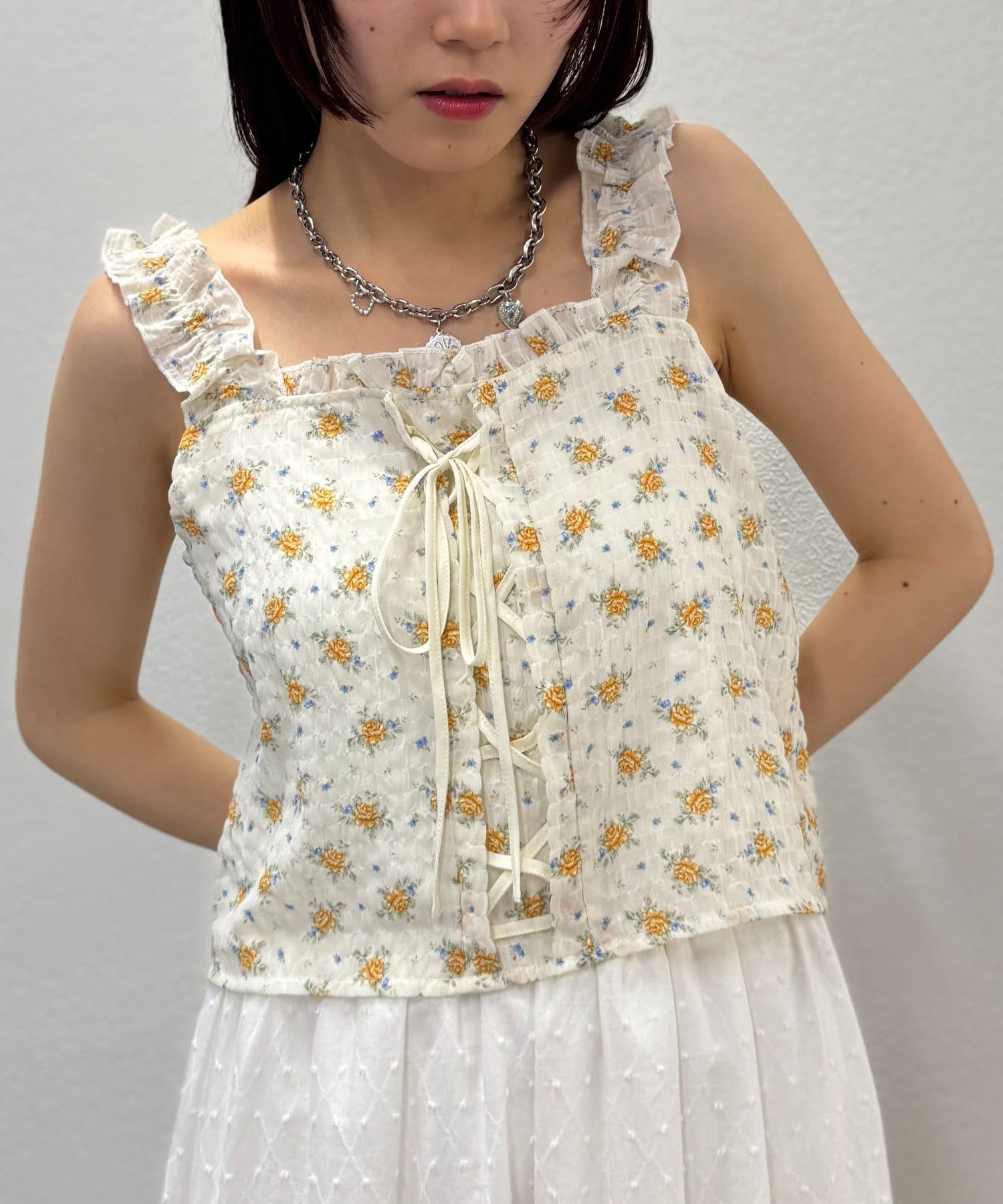 シャンブルドゥシャーム/シャーリング袖ブラウス/autumn leaves刺繍 シャンブルドゥシャーム/シャーリング袖ブラウス/autumn leaves刺繍
