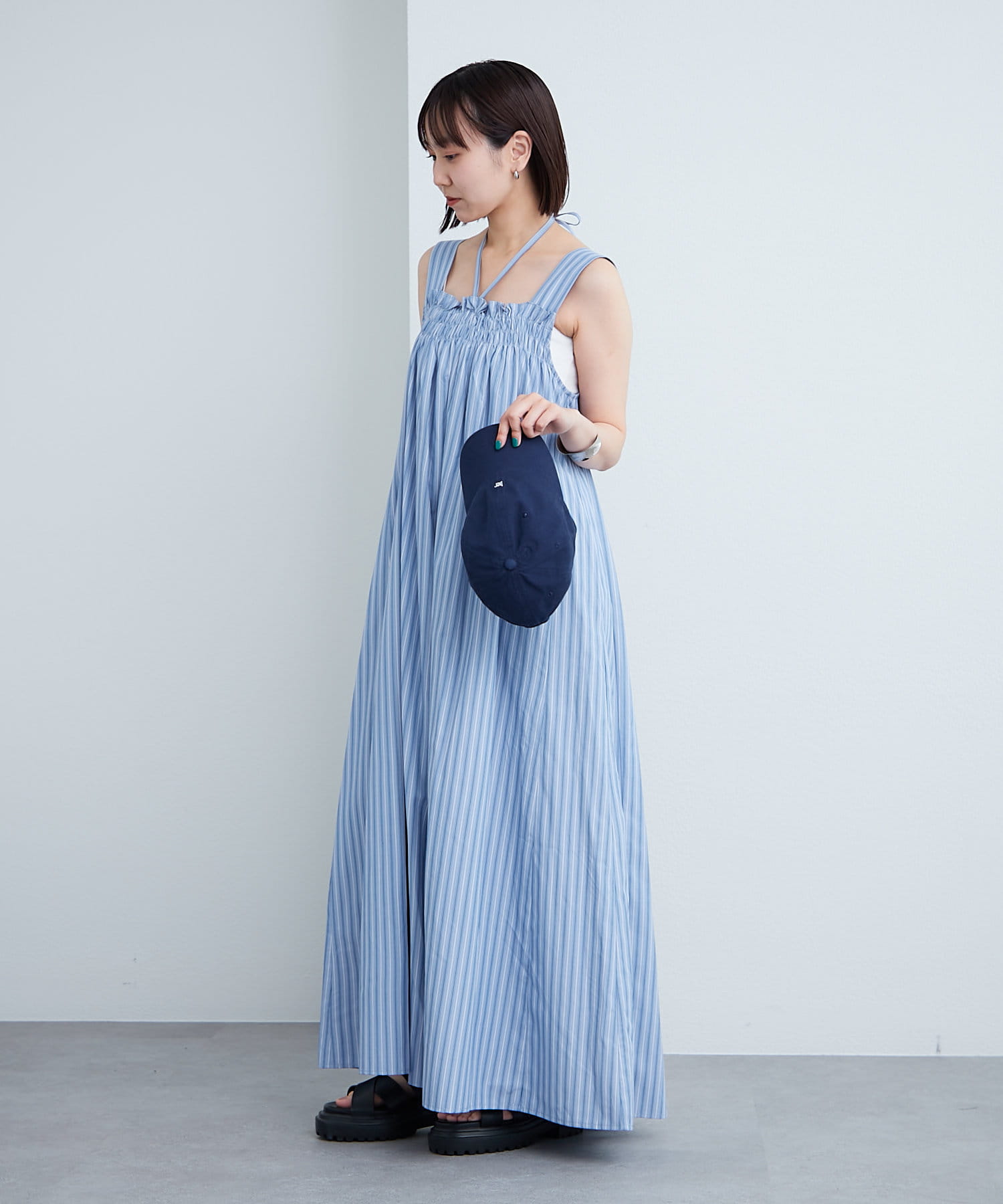 【Ganni】ブルー シルク ホルターネック マキシワンピース Ganni】ブルー シルク ホルターネック マキシワンピース