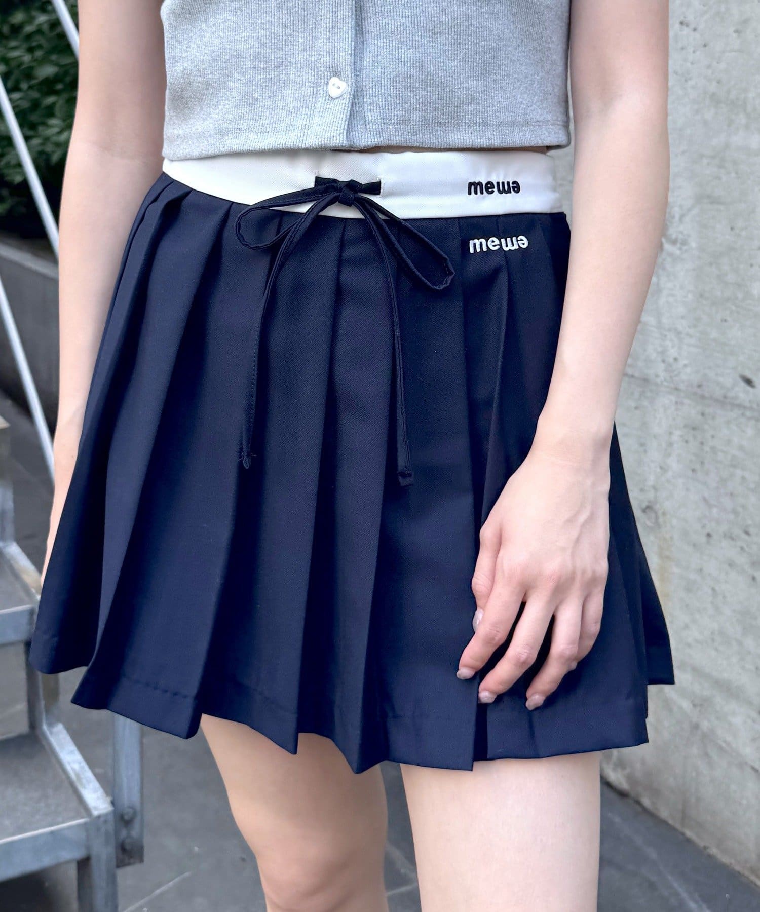 mline(エムライン) [mline]プリーツロゴ ミニスカート