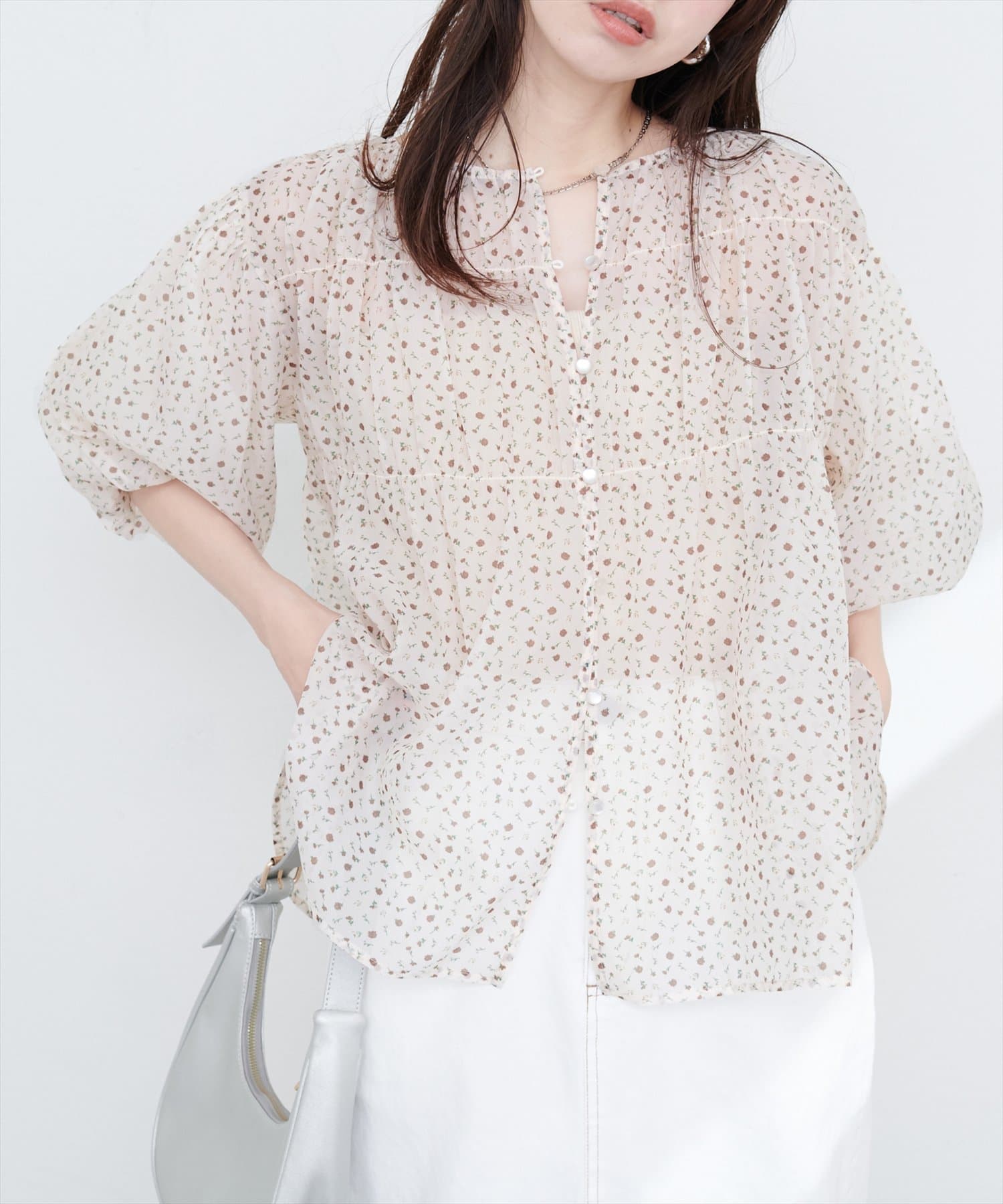 natural couture｜【WEB限定】小花柄シャーリングブラウス