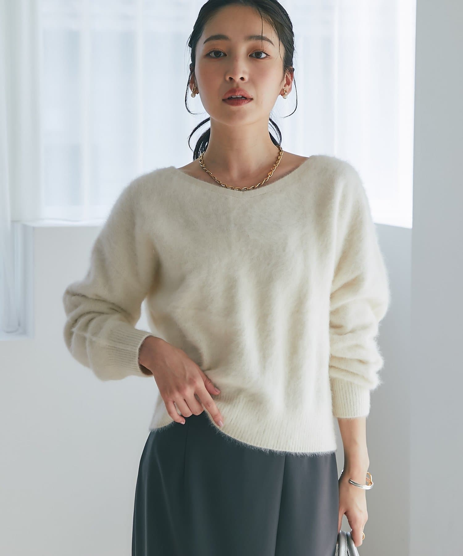 La boutique BonBon(ラブティックボンボン) 【最強美人見え】ヘアリーウールカシミヤ混前後２WAYニット