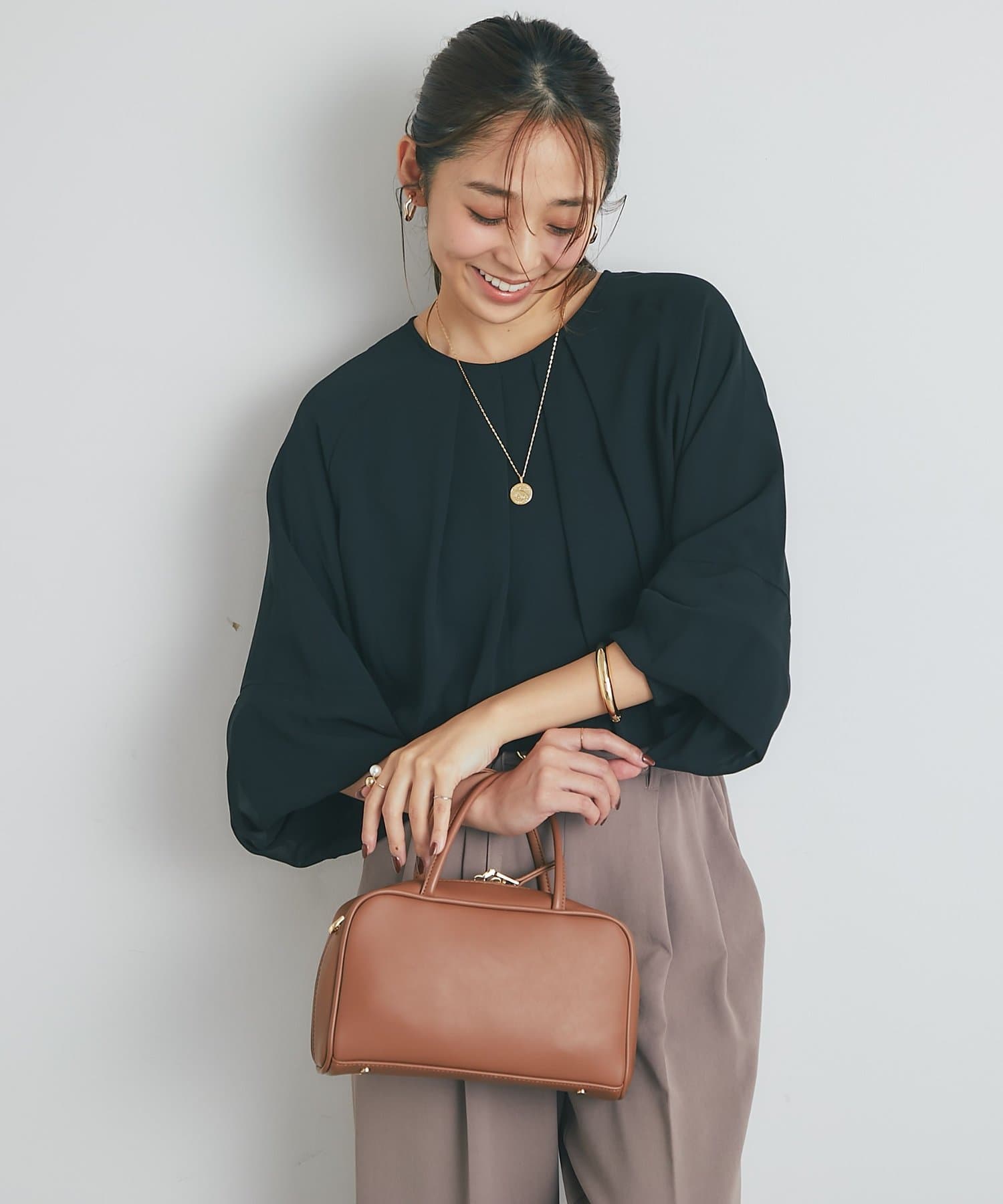un dix cors(アンディコール) 《オンオフ兼用・大人な上品スタイル》シフォンブラウス