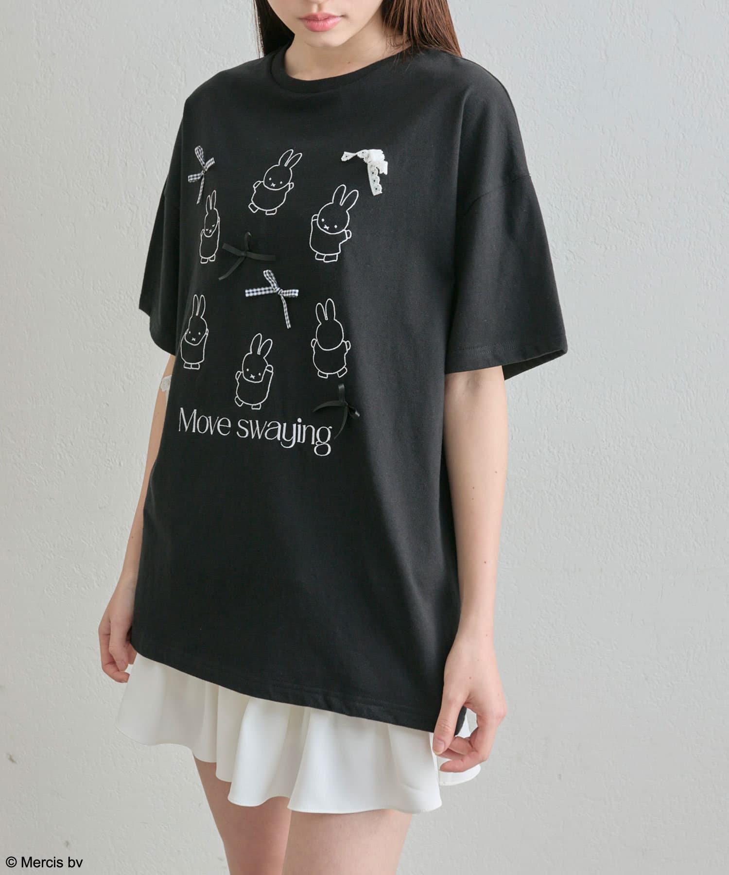 【miffy / OLIVE des OLIVE collaboration item】ゆるっとかわいく着れるビッグTシャツ■デザイン・miffyとborisのかわいい刺繍に、リボンがたっぷりついたT