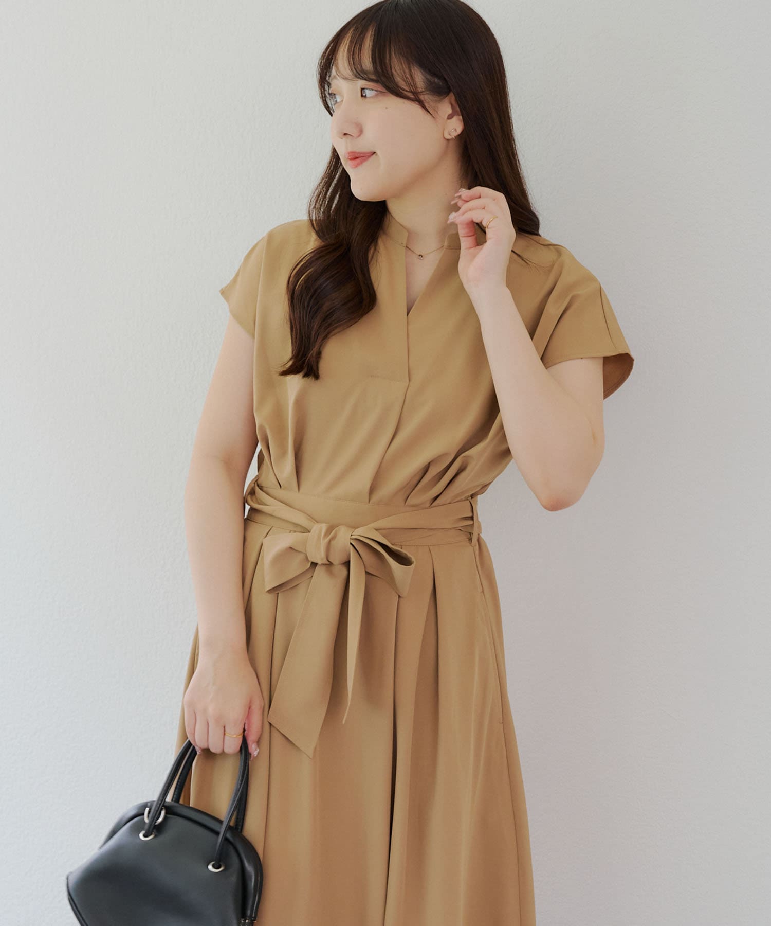 上品見え叶う、スキッパーフレンチタックワンピース | Remind me and