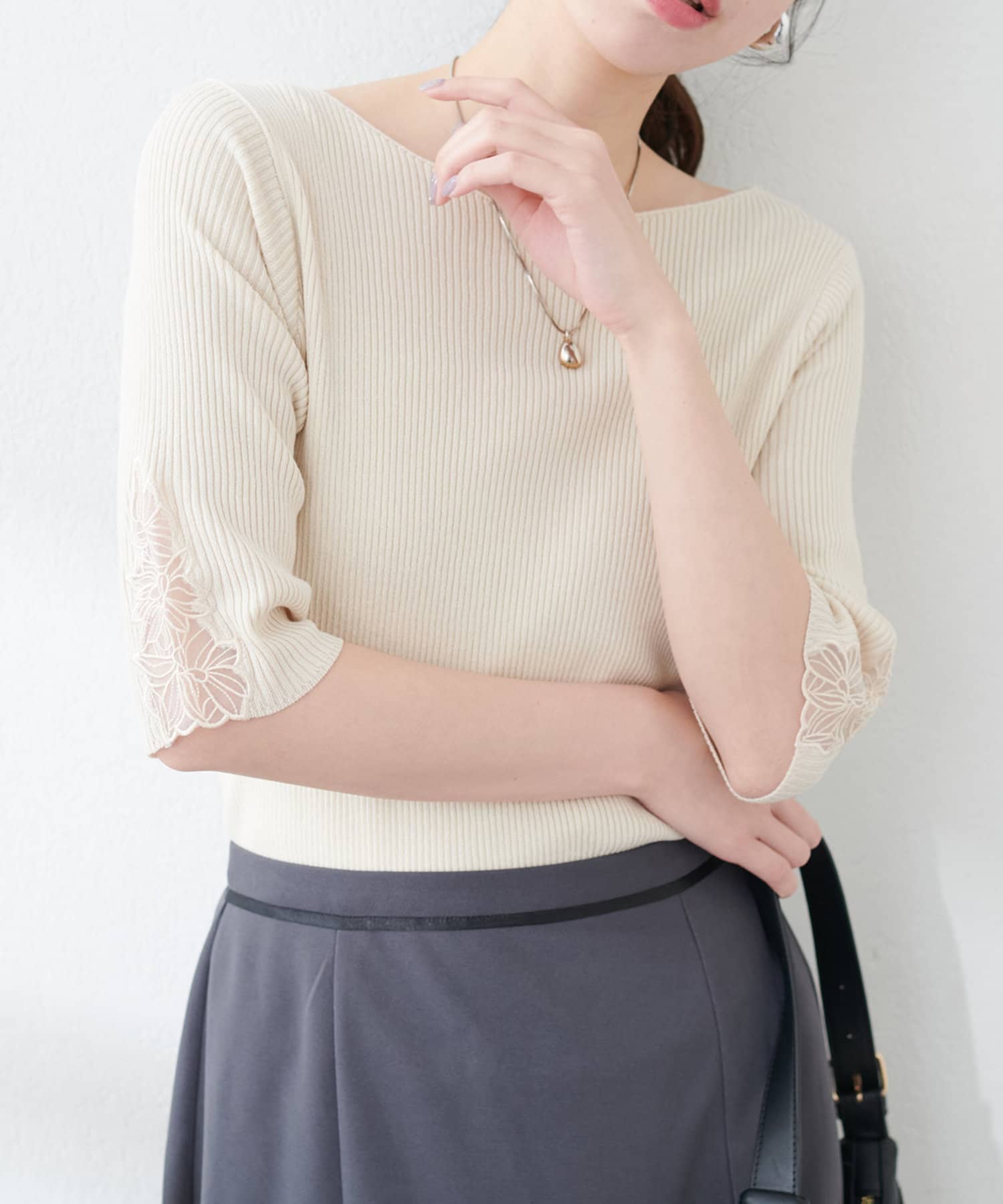 NICE CLAUP / OLIVE des OLIVE OUTLET(ナイスクラップ  / オリーブ デ オリーブ アウトレット) 【natural couture】袖口フラワー刺繍リブKT