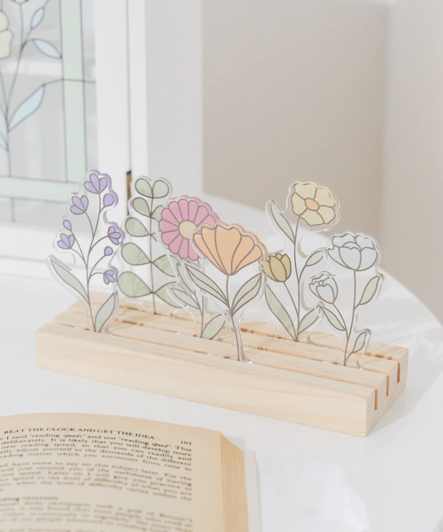 salut!(サリュ) アクリルスタンドフラワー／Flower Art Glass